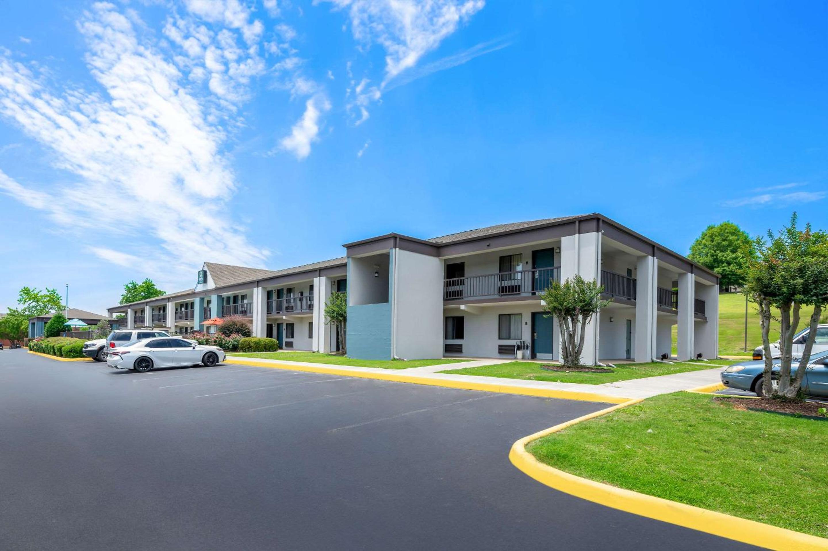 Quality Inn Pelham I-65 exit 246 - Property Image 30