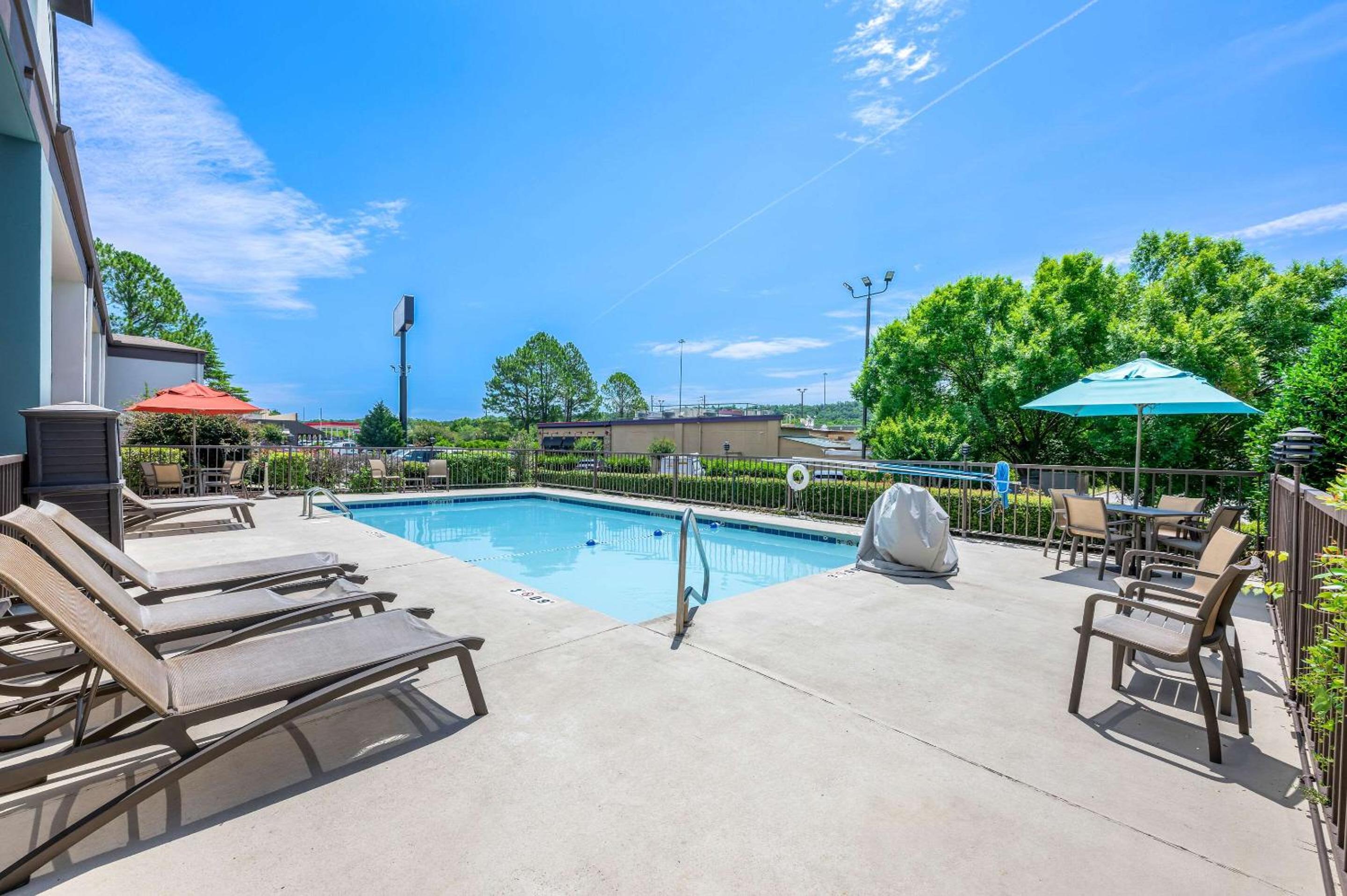 Quality Inn Pelham I-65 exit 246 - Property Image 19