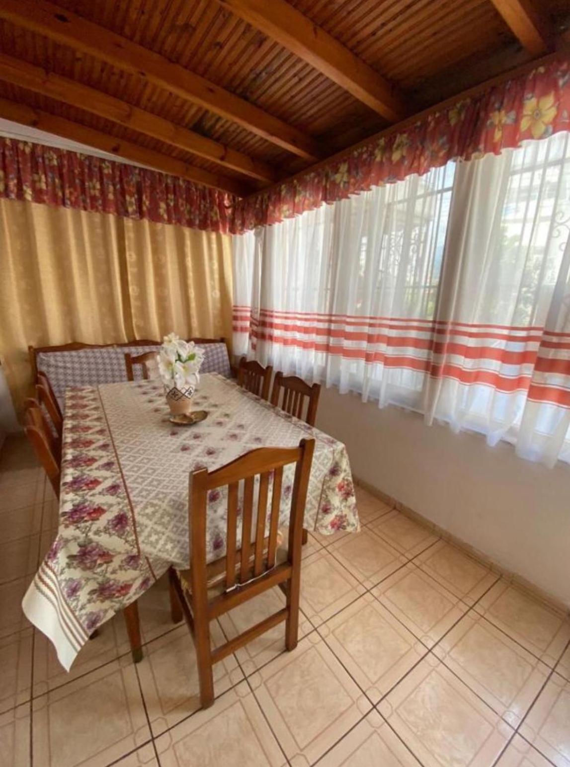 Ledi's apartment