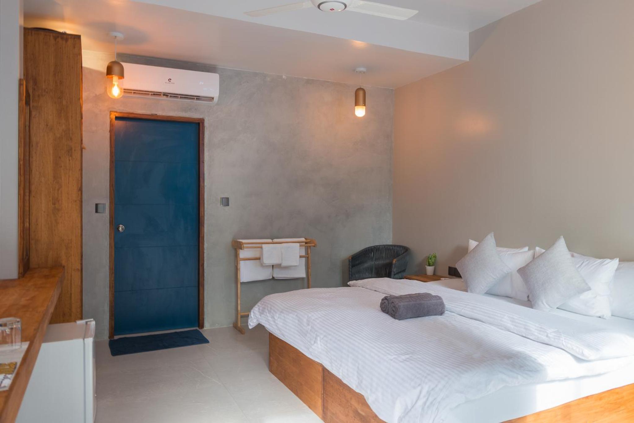 The Palm Ray Rasdhoo photo 5