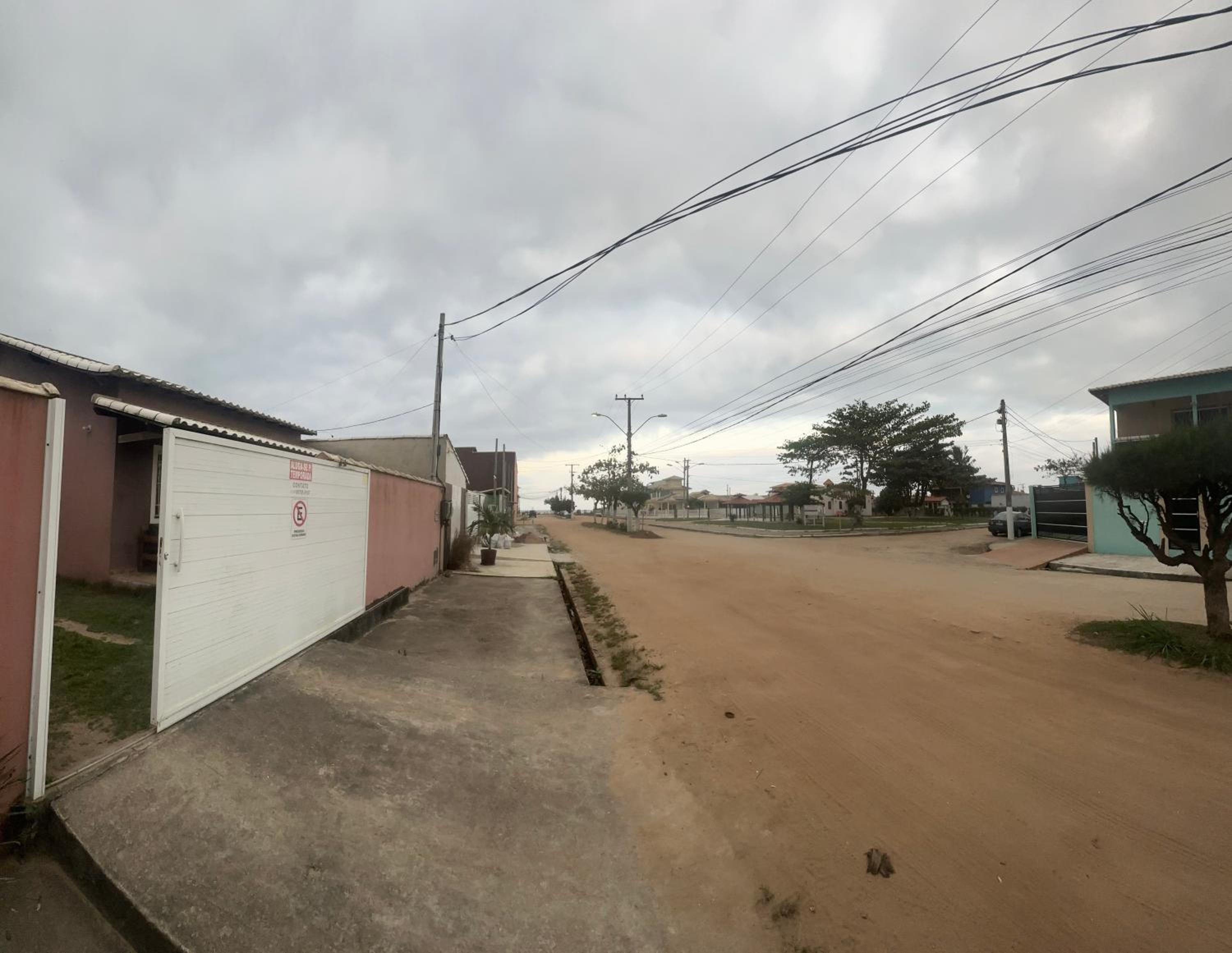 Unamar Cabo Frio, Condomínio Verão Vermelho 1, Casa Privativa a 100 metros da praia!