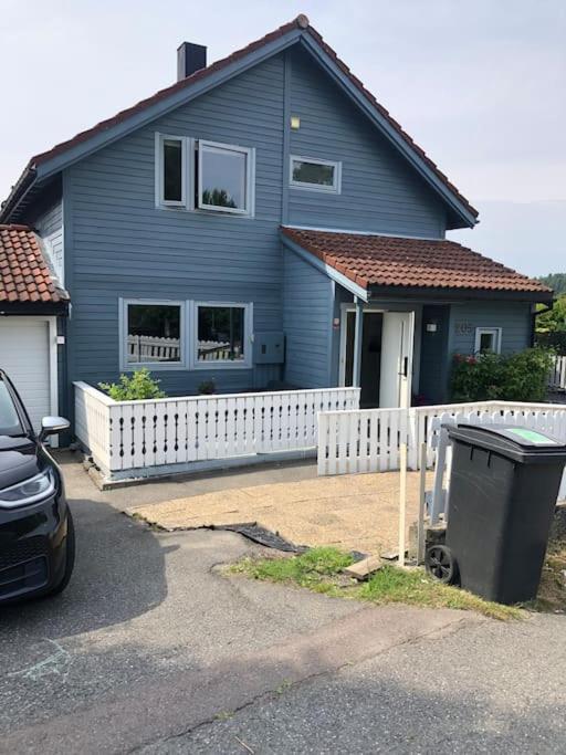 Trivelig familievennlig hus med inngjerdet hage view 4