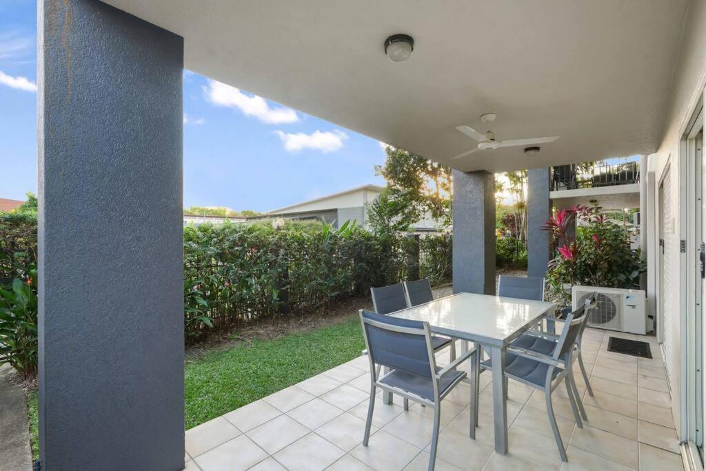 Perfect Grafton Street Base near Cairns Base