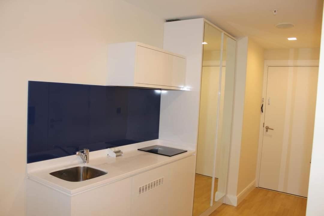 Orbi City Panorama Apartament