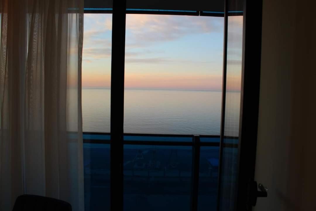 Orbi City Panorama Apartament