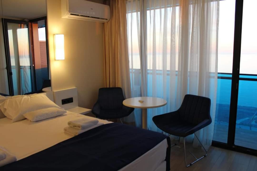 Orbi City Panorama Apartament