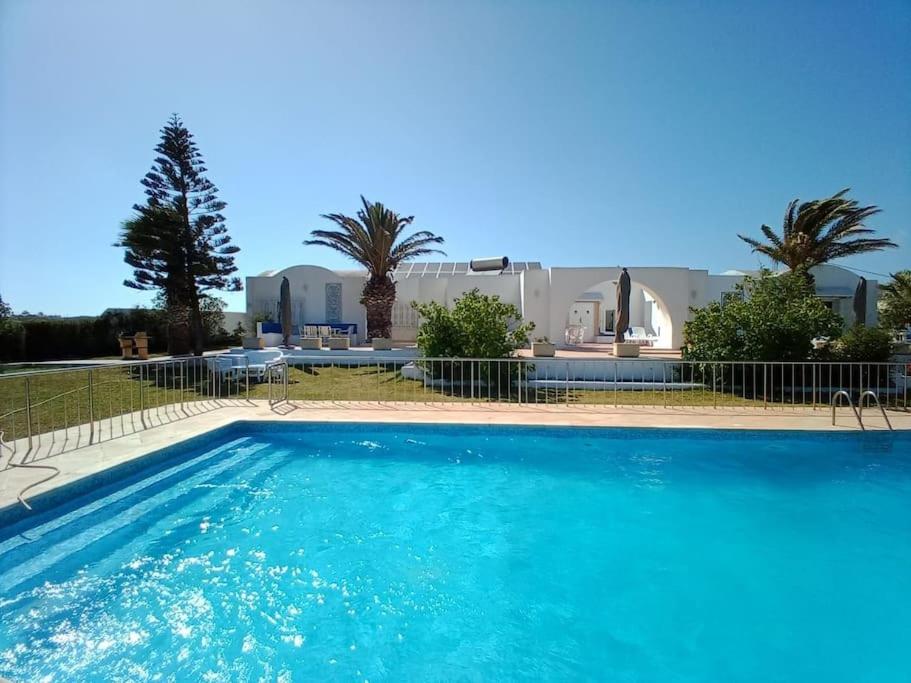 Villa de luxe avec piscine