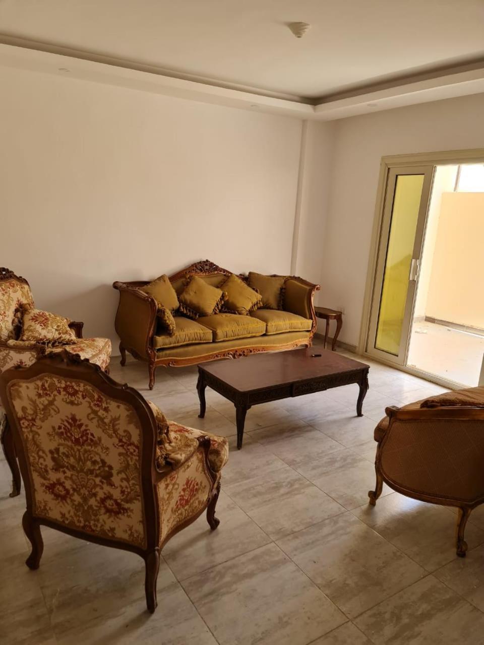 Spacious flat in mirrage maadi