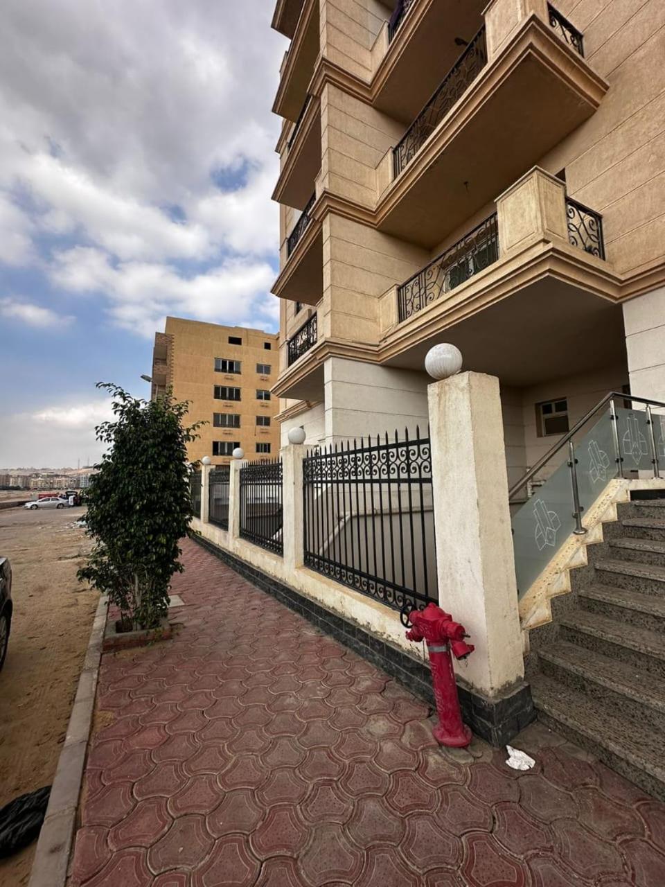 Spacious flat in mirrage maadi
