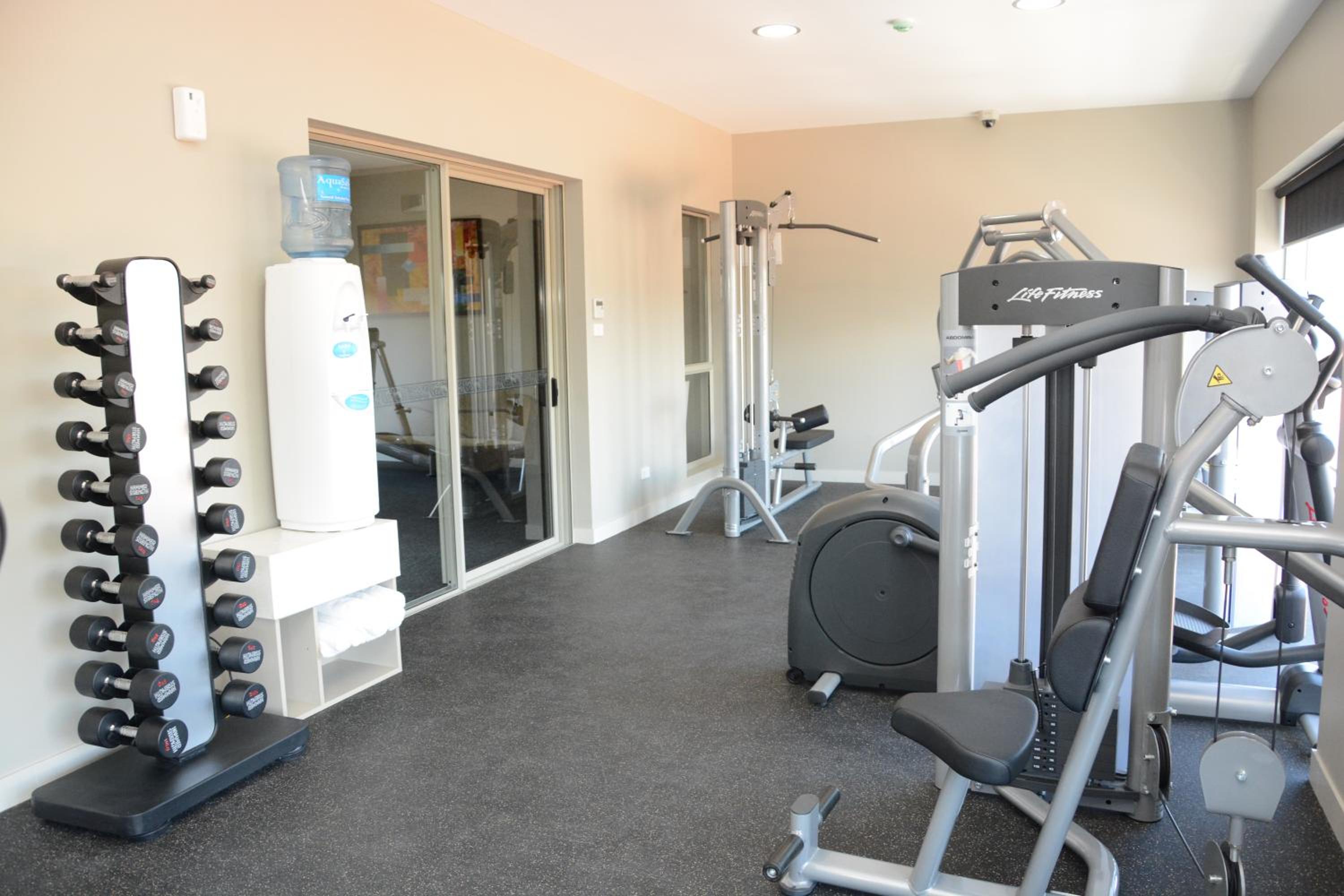Ratsun Nadi Airport Apartment Hotel