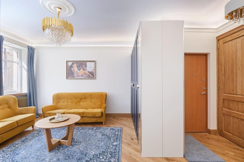 Apartment in Old Town with FREE parking