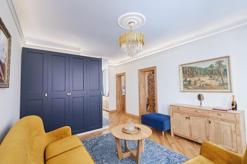 Apartment in Old Town with FREE parking
