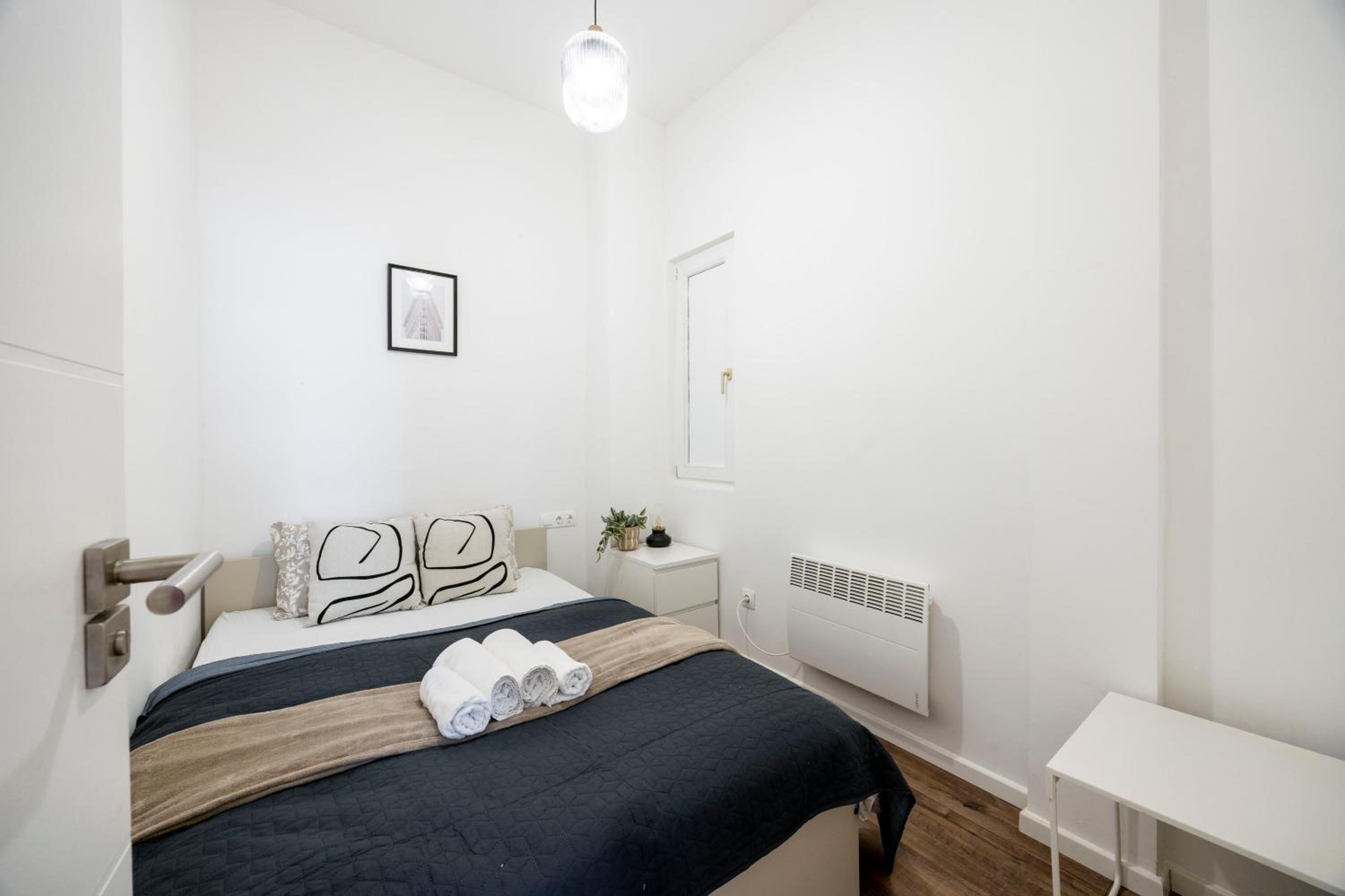 Charming & Cozy Central 1BEDRM Suites view 5