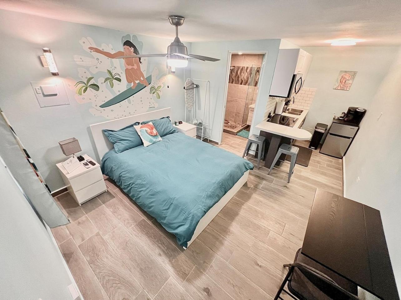Surf Room With Access To Pool view 2