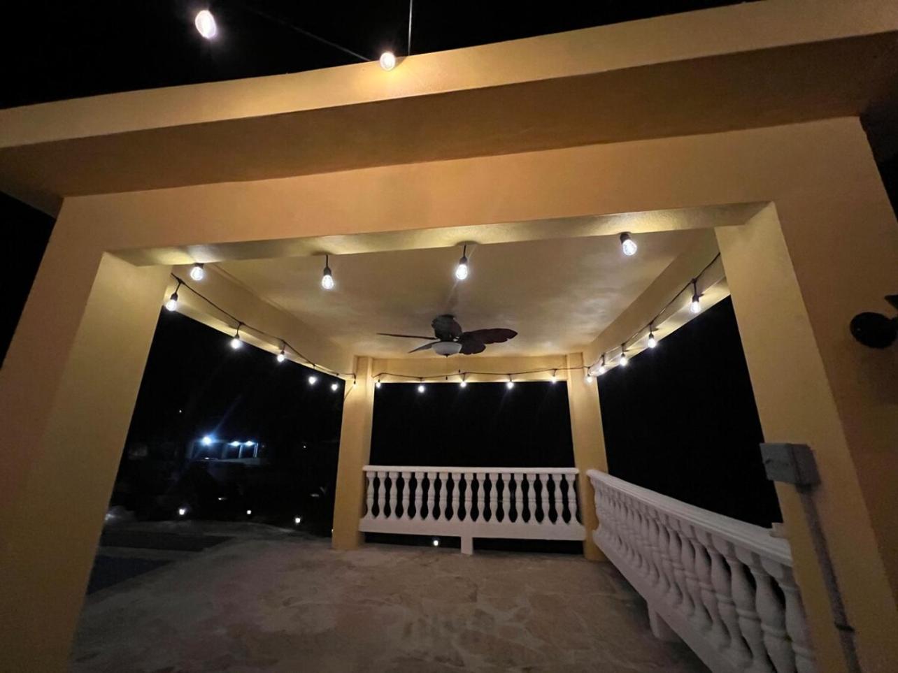 Surf Room With Access To Pool view 4