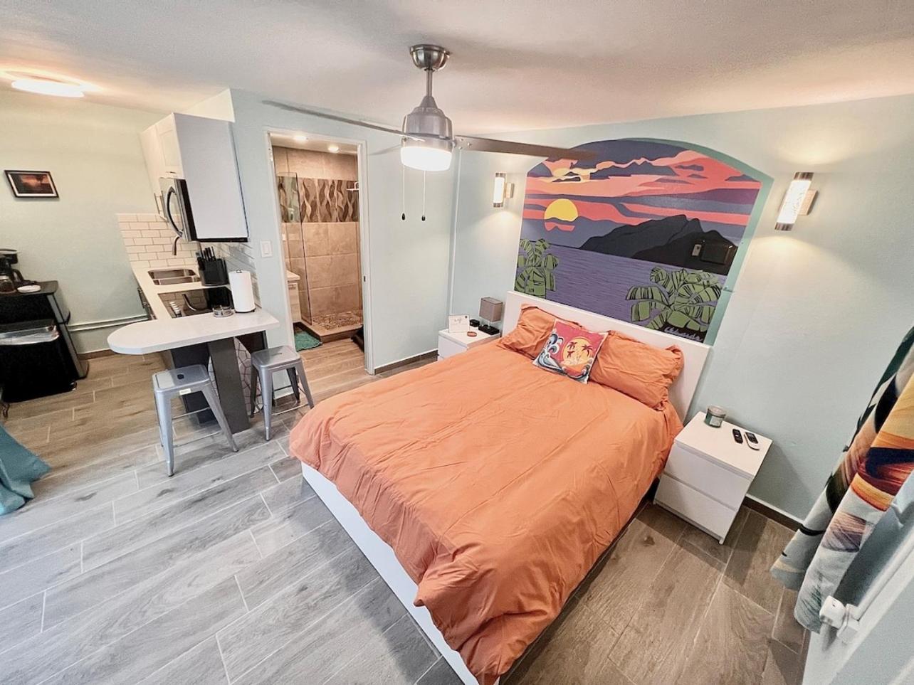 Sunset Room With Folding Wall Access To Pool, photo 40