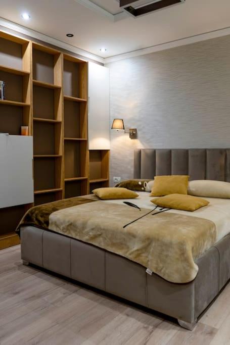 Bubble apartment