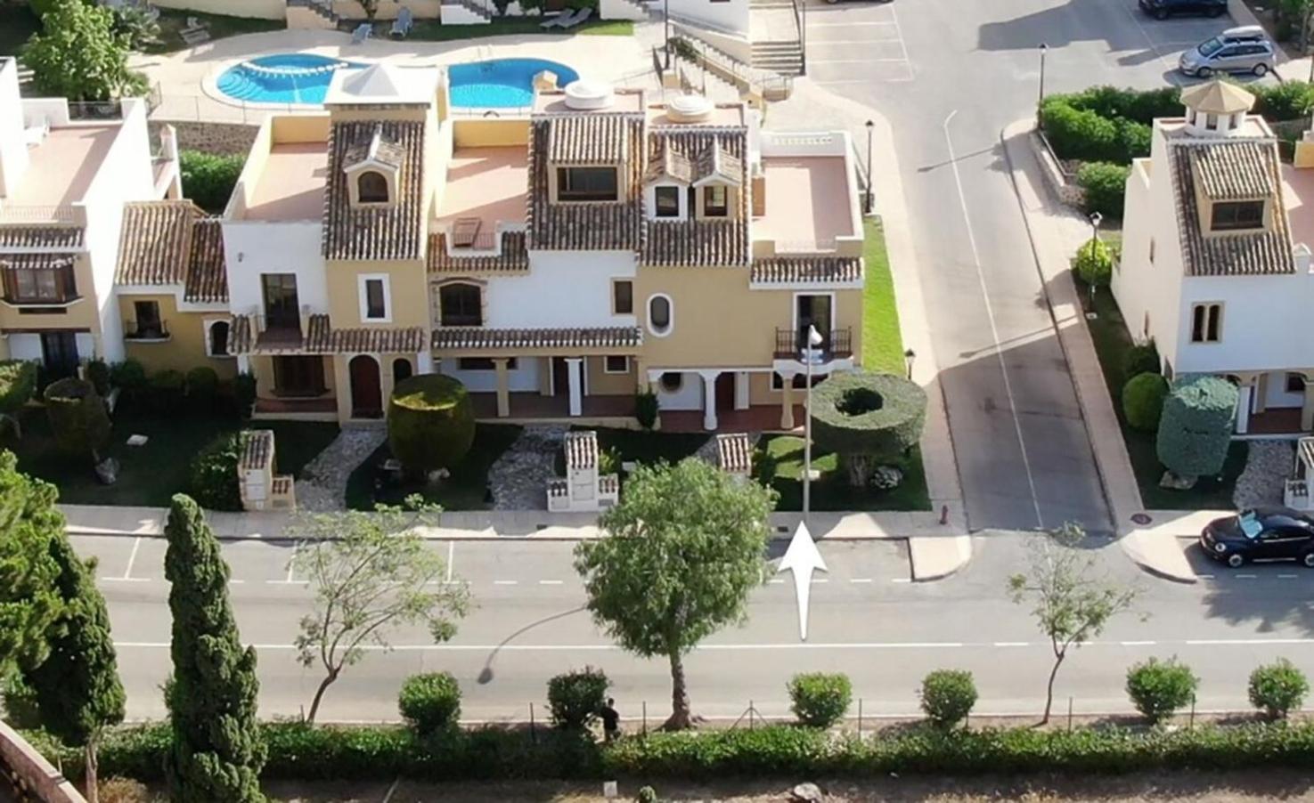 Four Bedroom Townhouse With Communal Pool