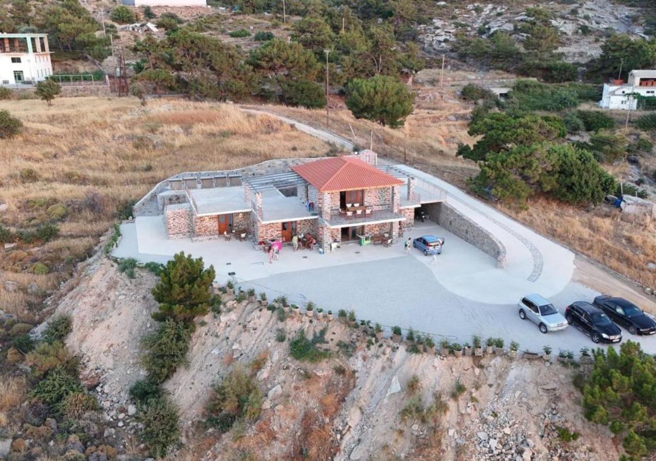 Lithos Apartments
