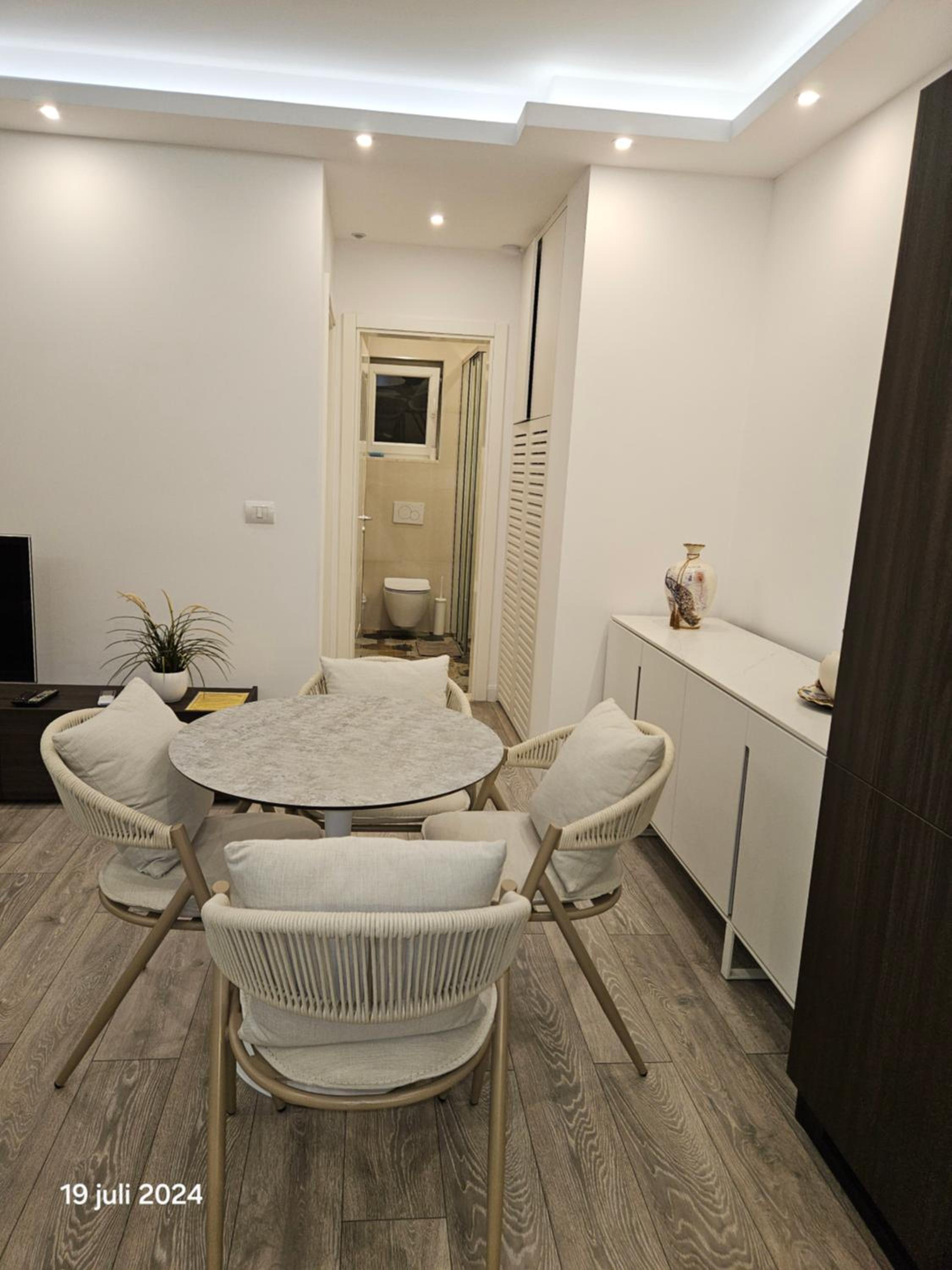 Alidas Gold Apartment 1
