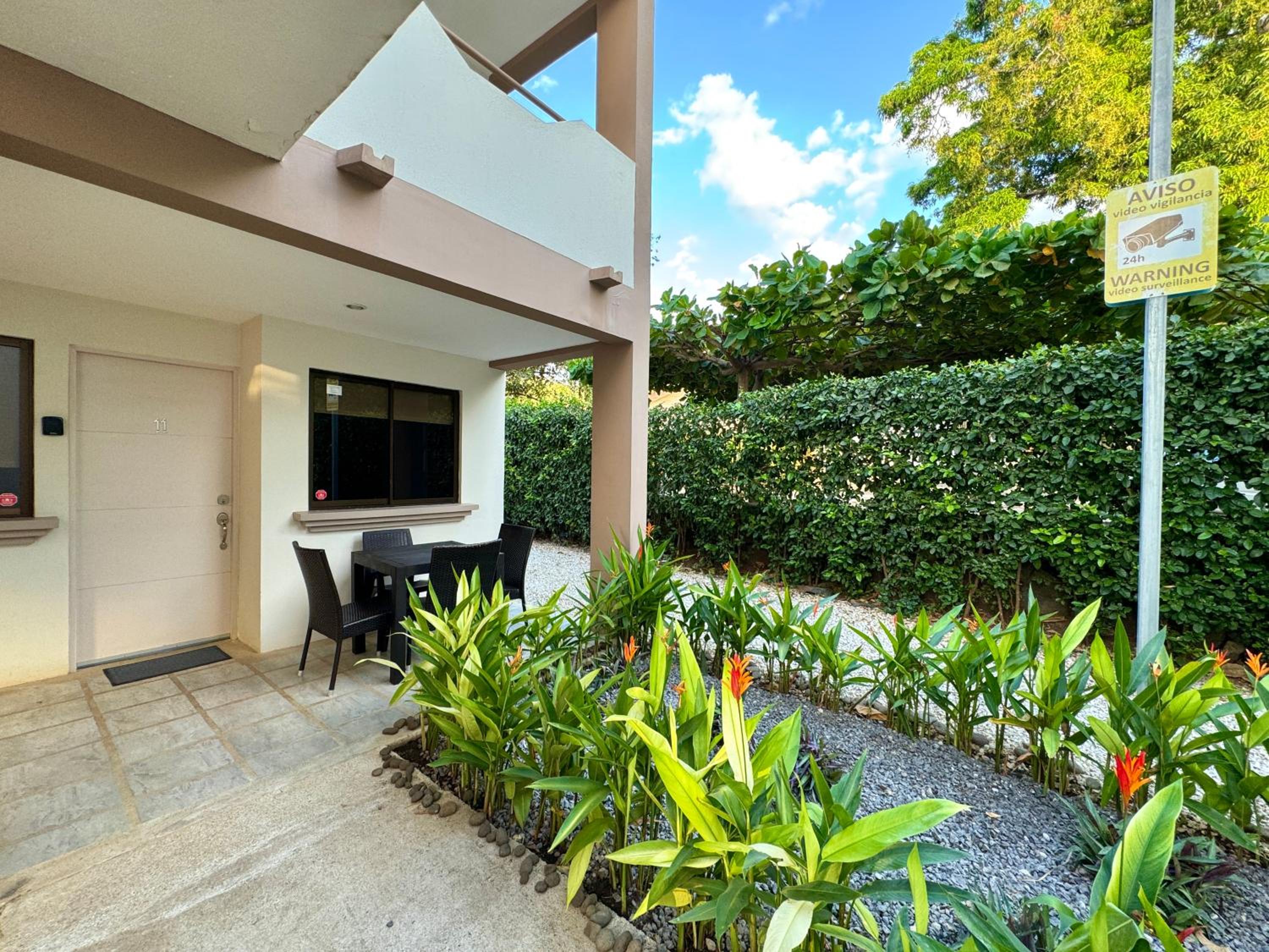 Casa Limonada Ground Condo