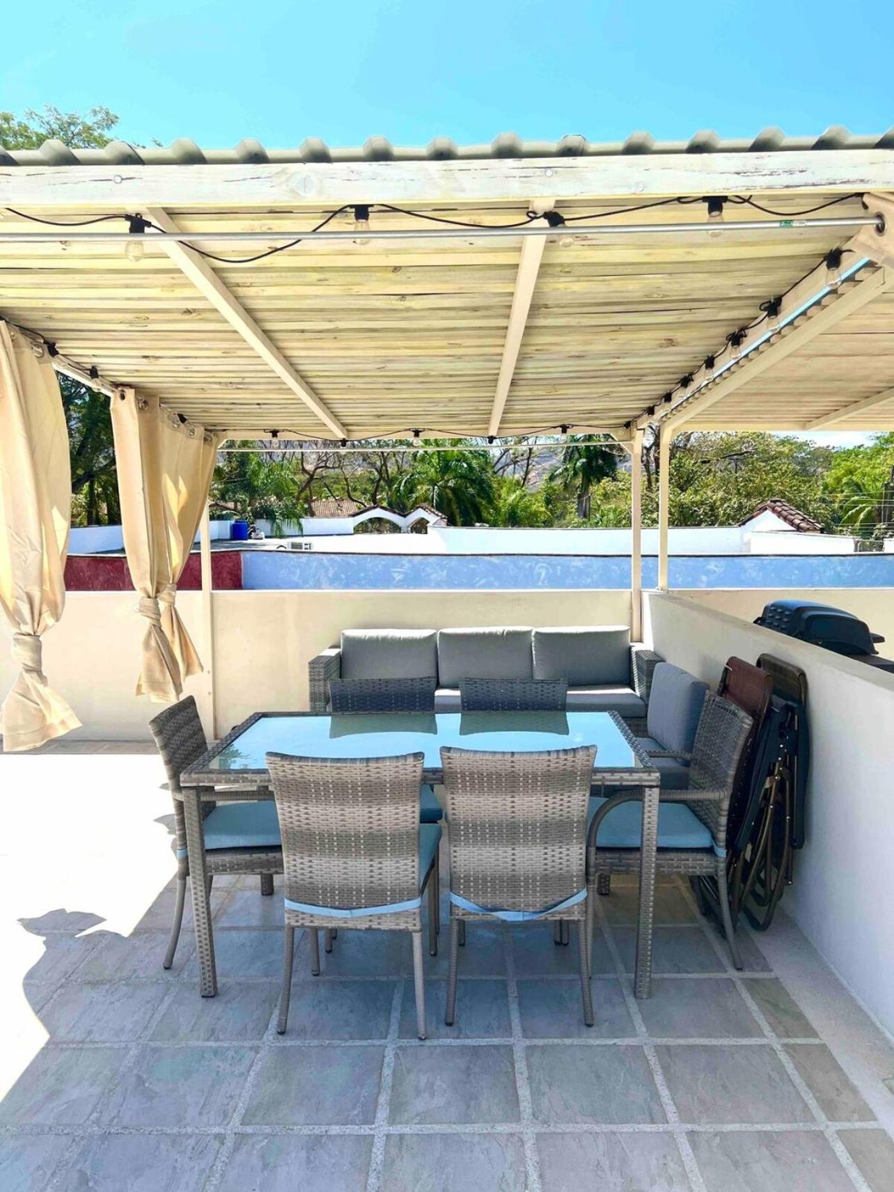 Discounted - PuraVida Escape and rooftop terrace