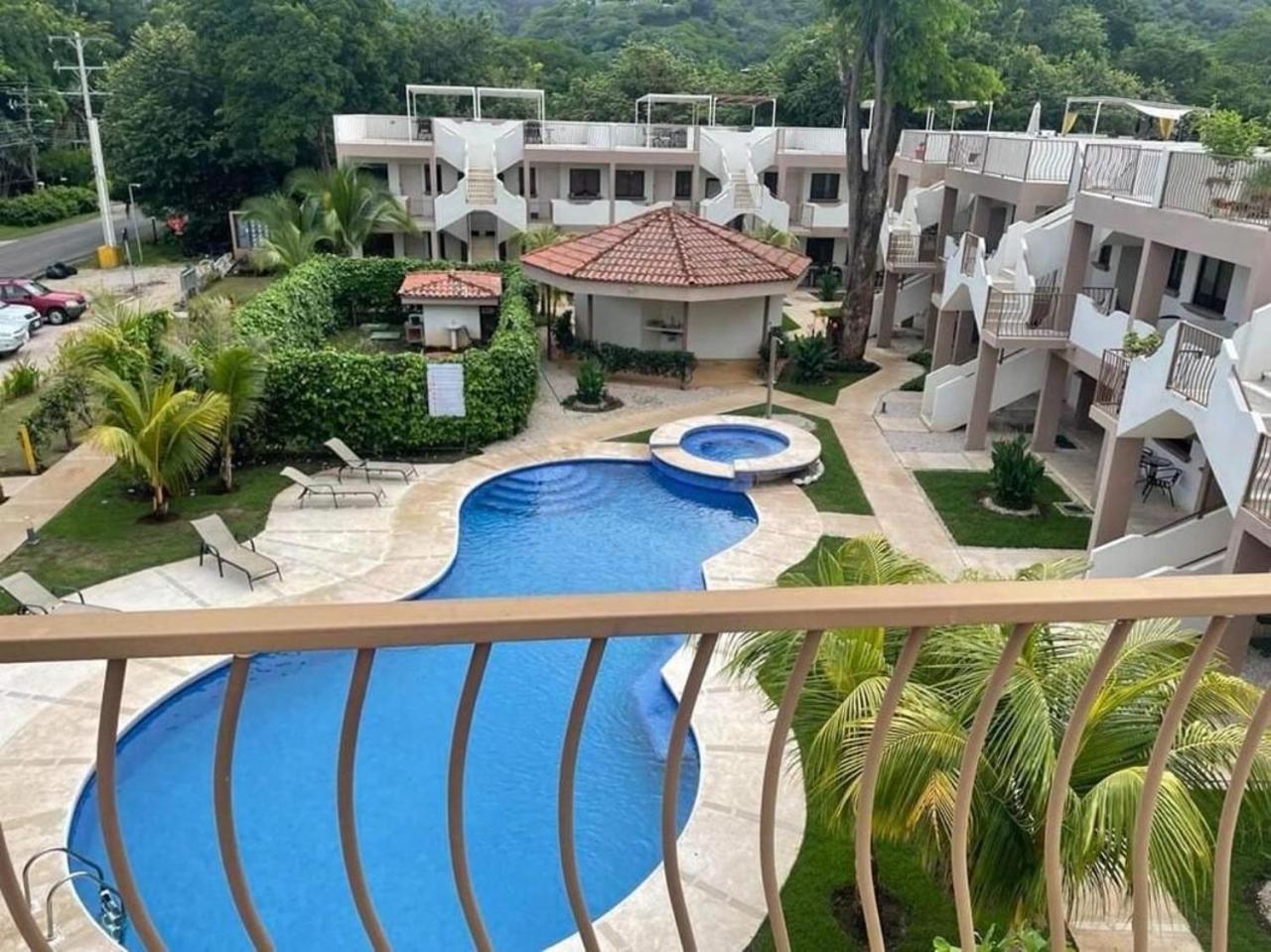 Discounted - PuraVida Escape and rooftop terrace