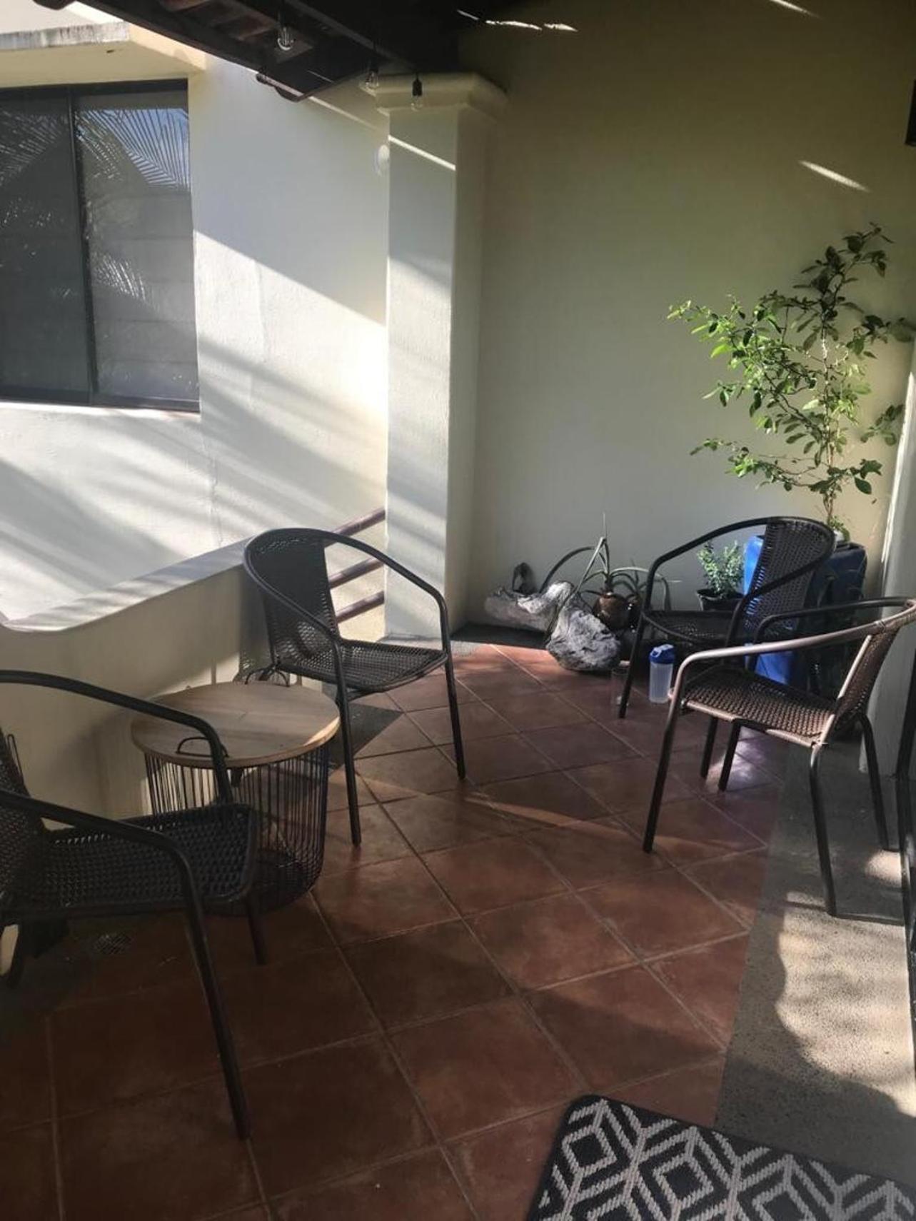 Stylish & Comfortable Condo with Balconies