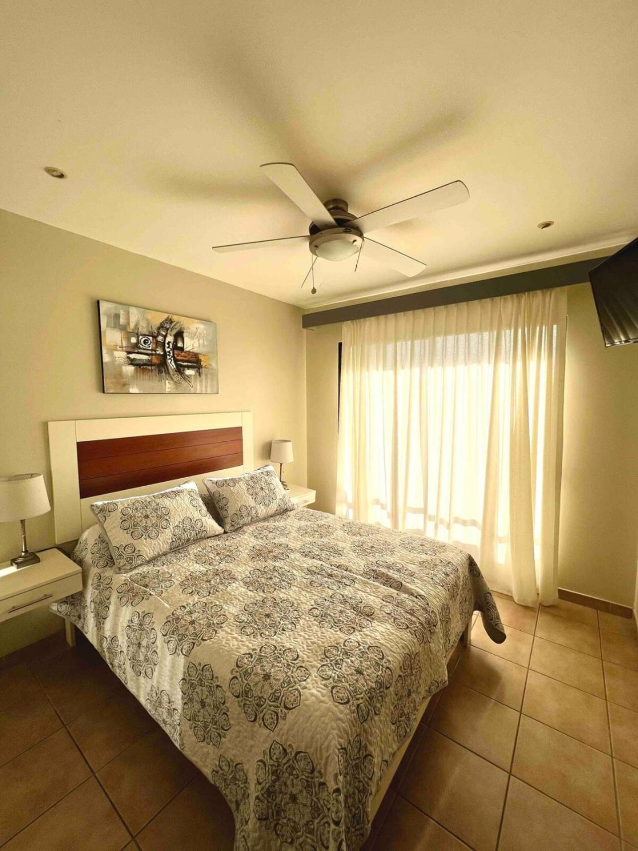 Stylish & Comfortable Condo with Balconies