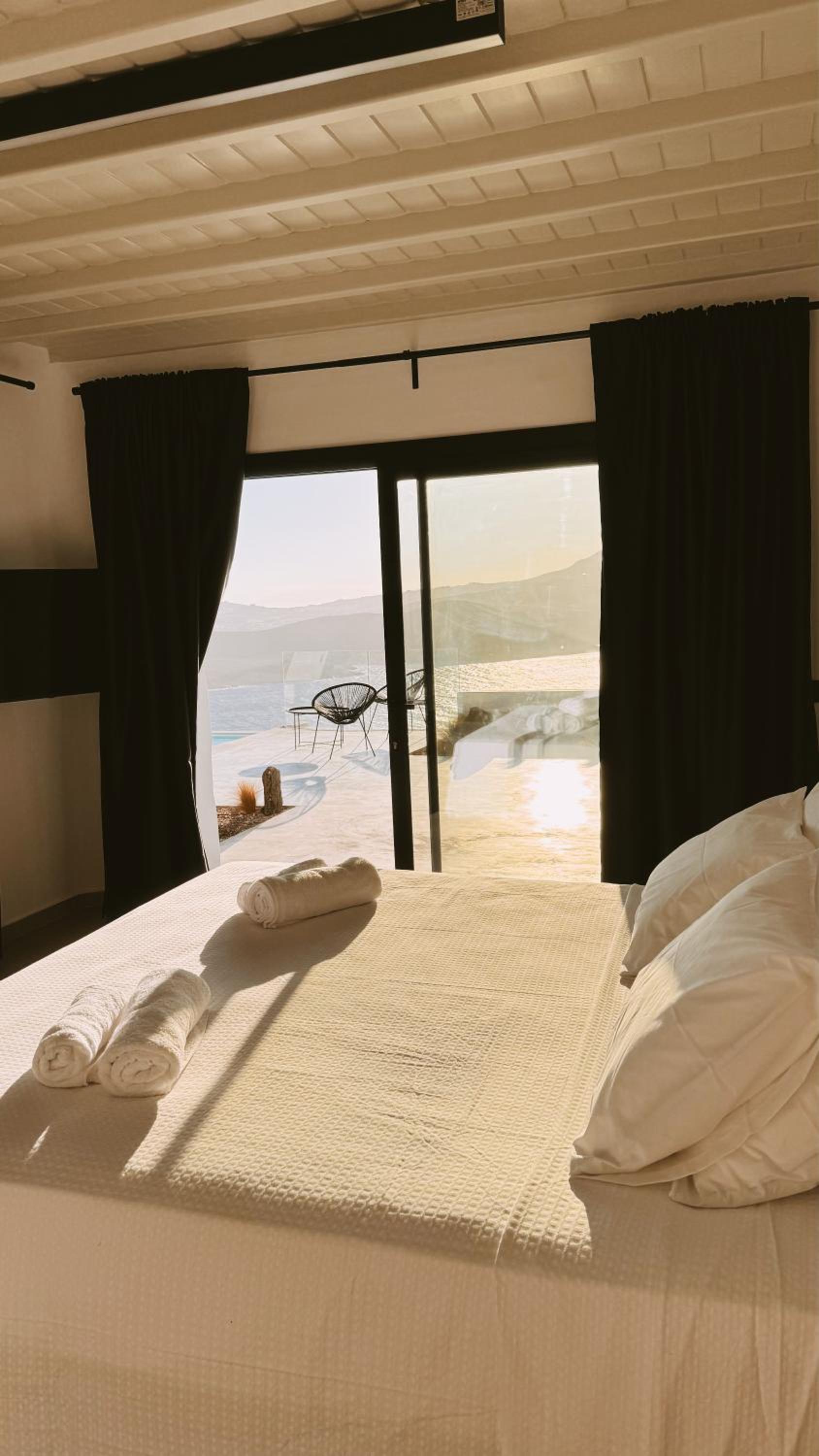 Amazē Mykonos