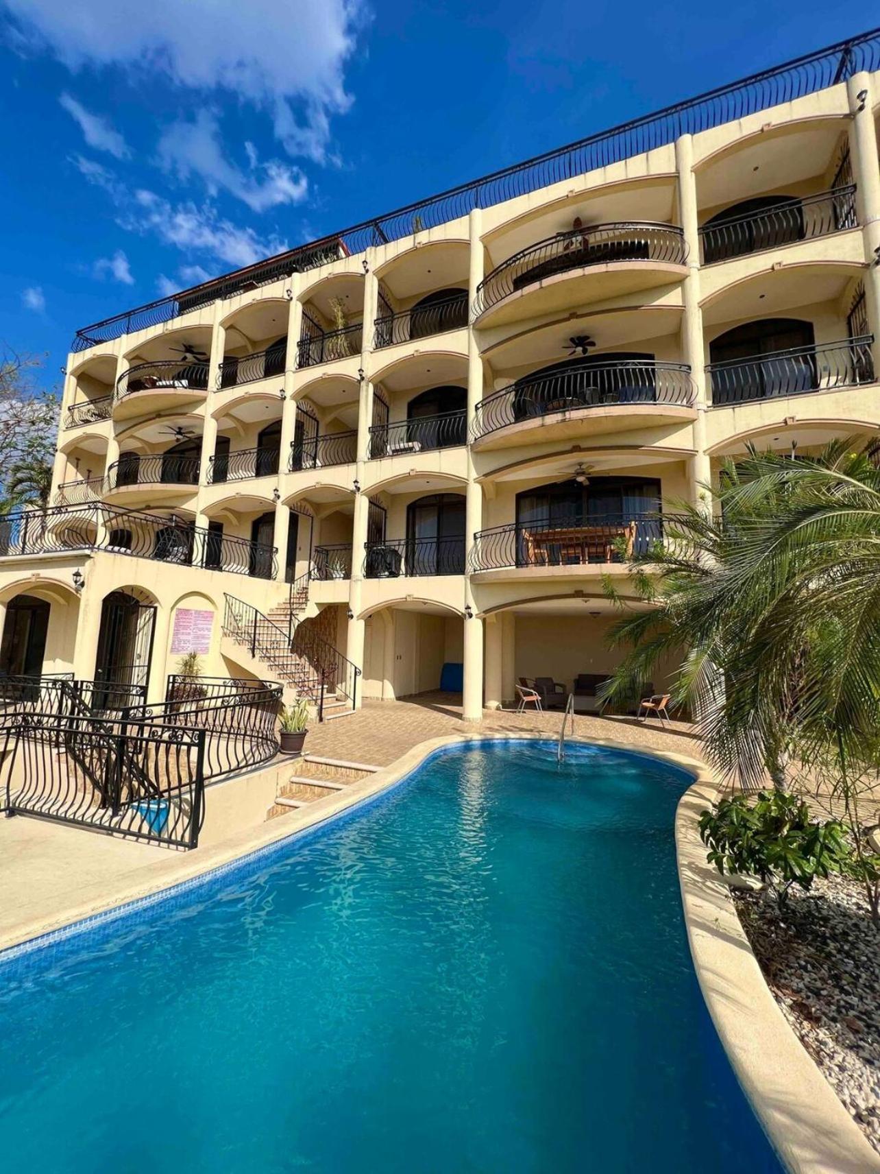 Ocean View Lux And Style Condo