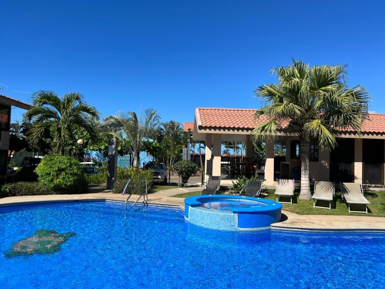 Coral Reef Condo