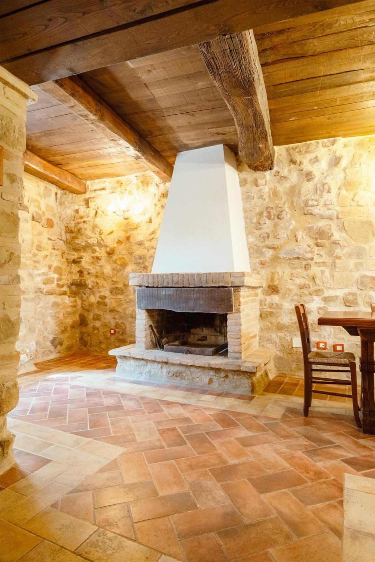 Castello di Cisterna Uno
