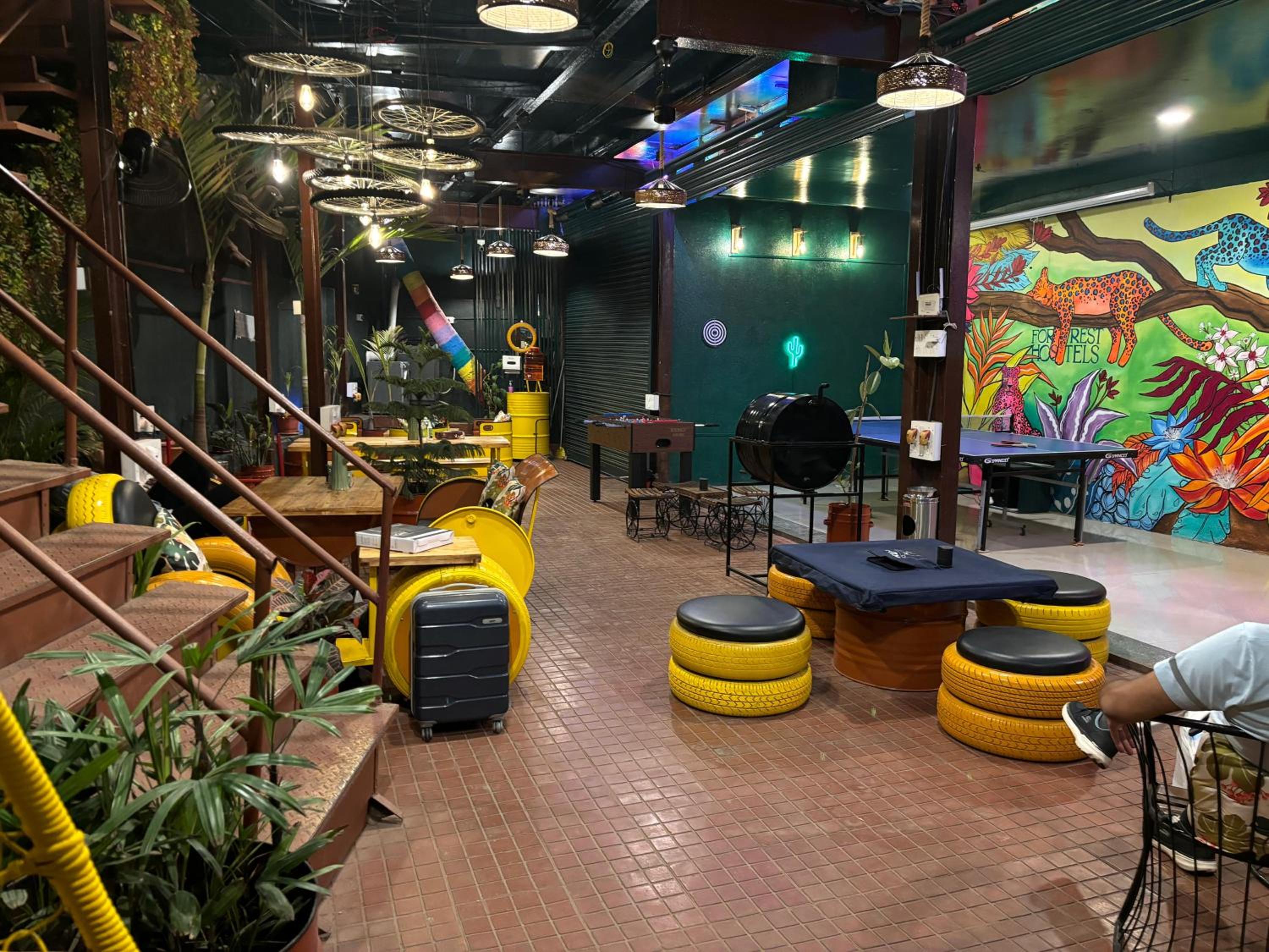 lounge