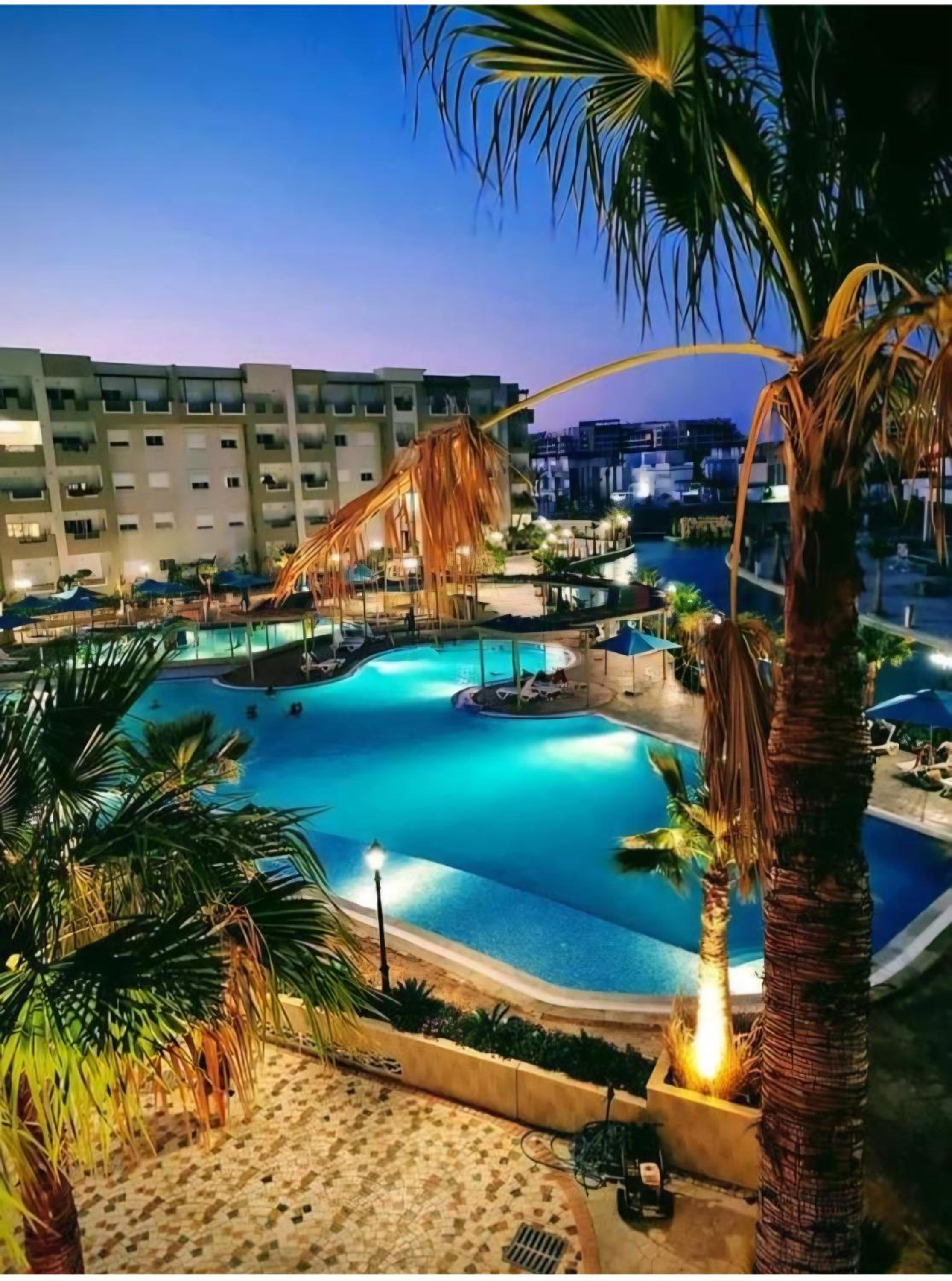 A Luxury 2BR with Big Pools Perfect for Family Summer Escape!, photo 11