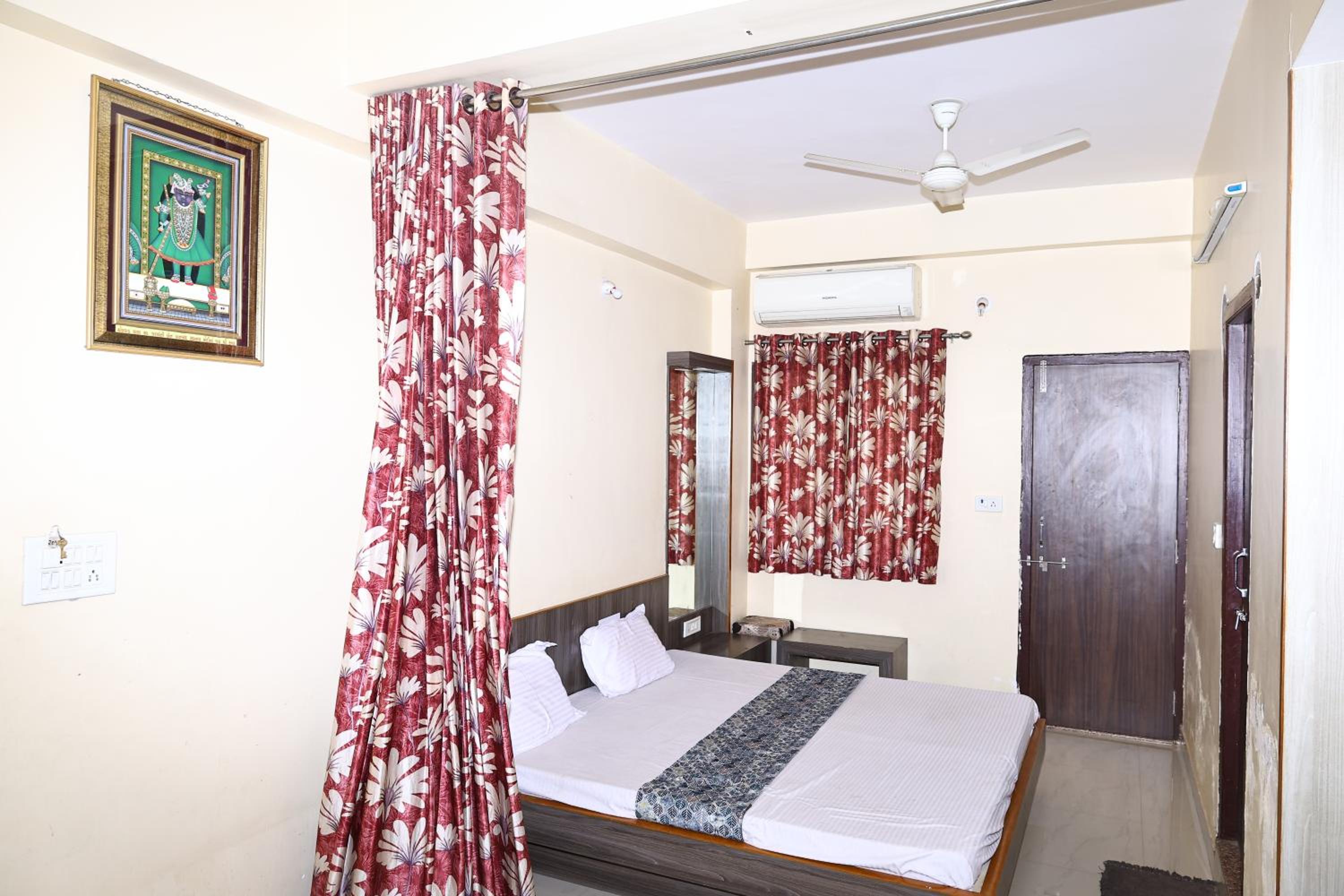 Hotel Brahmsambandh
