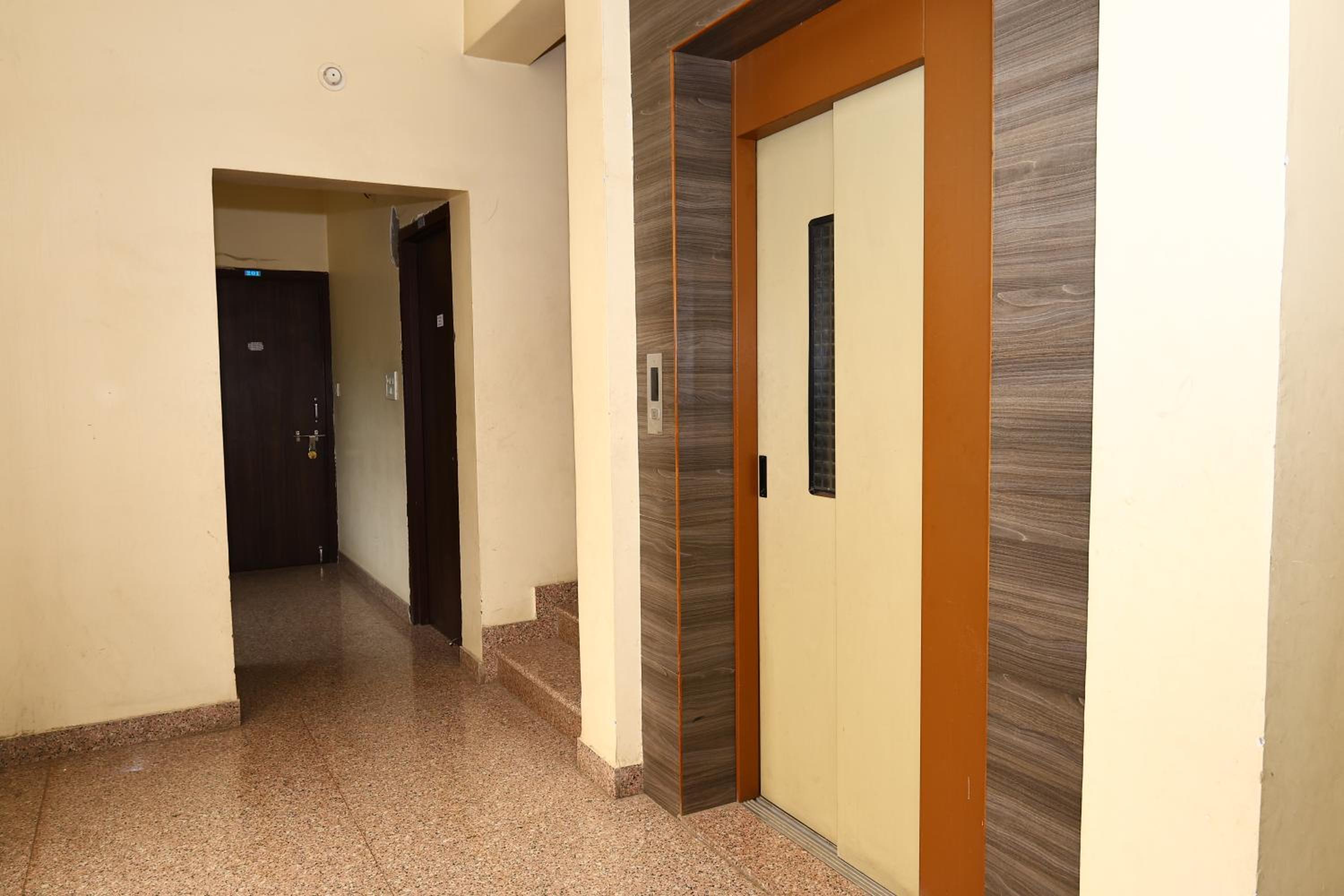 Hotel Brahmsambandh