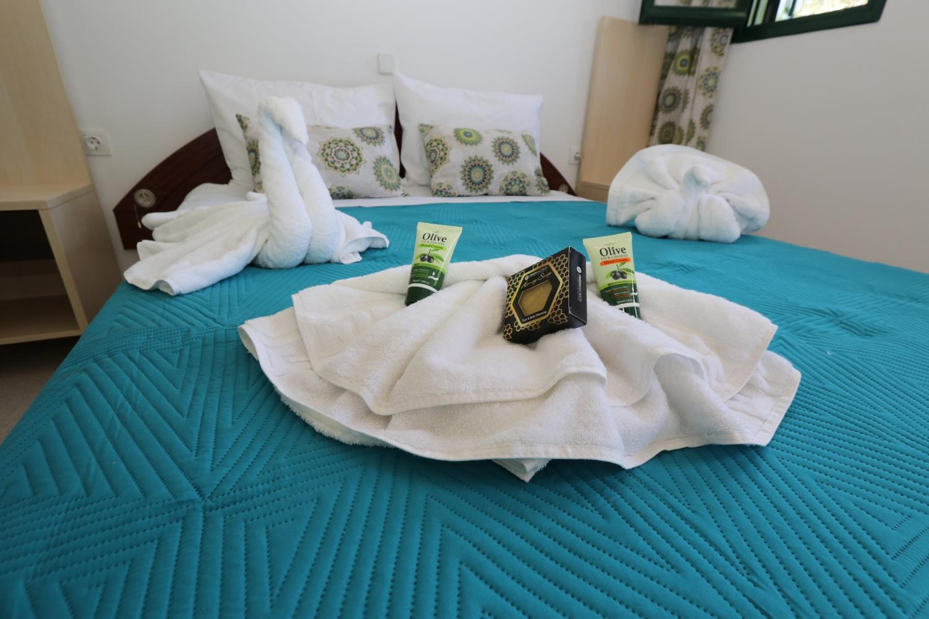 Zorbas Suites