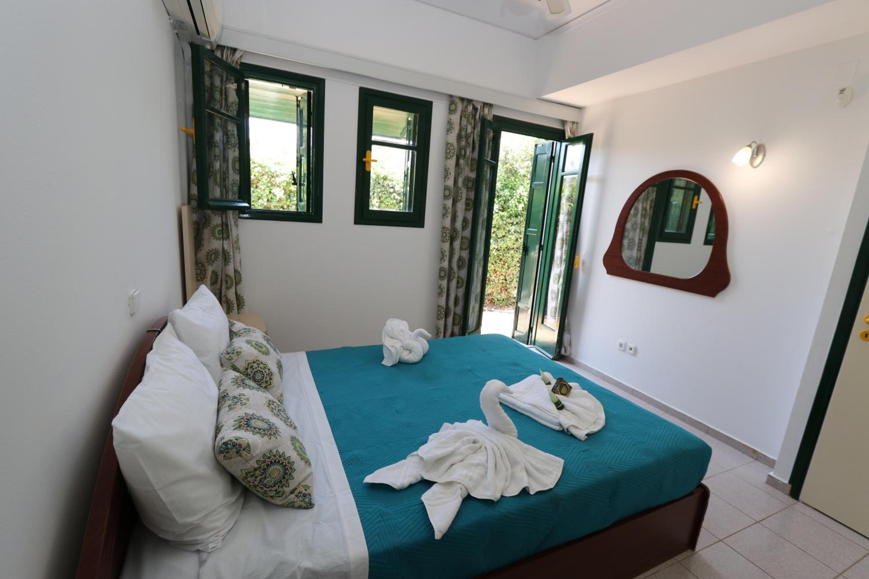 Zorbas Suites