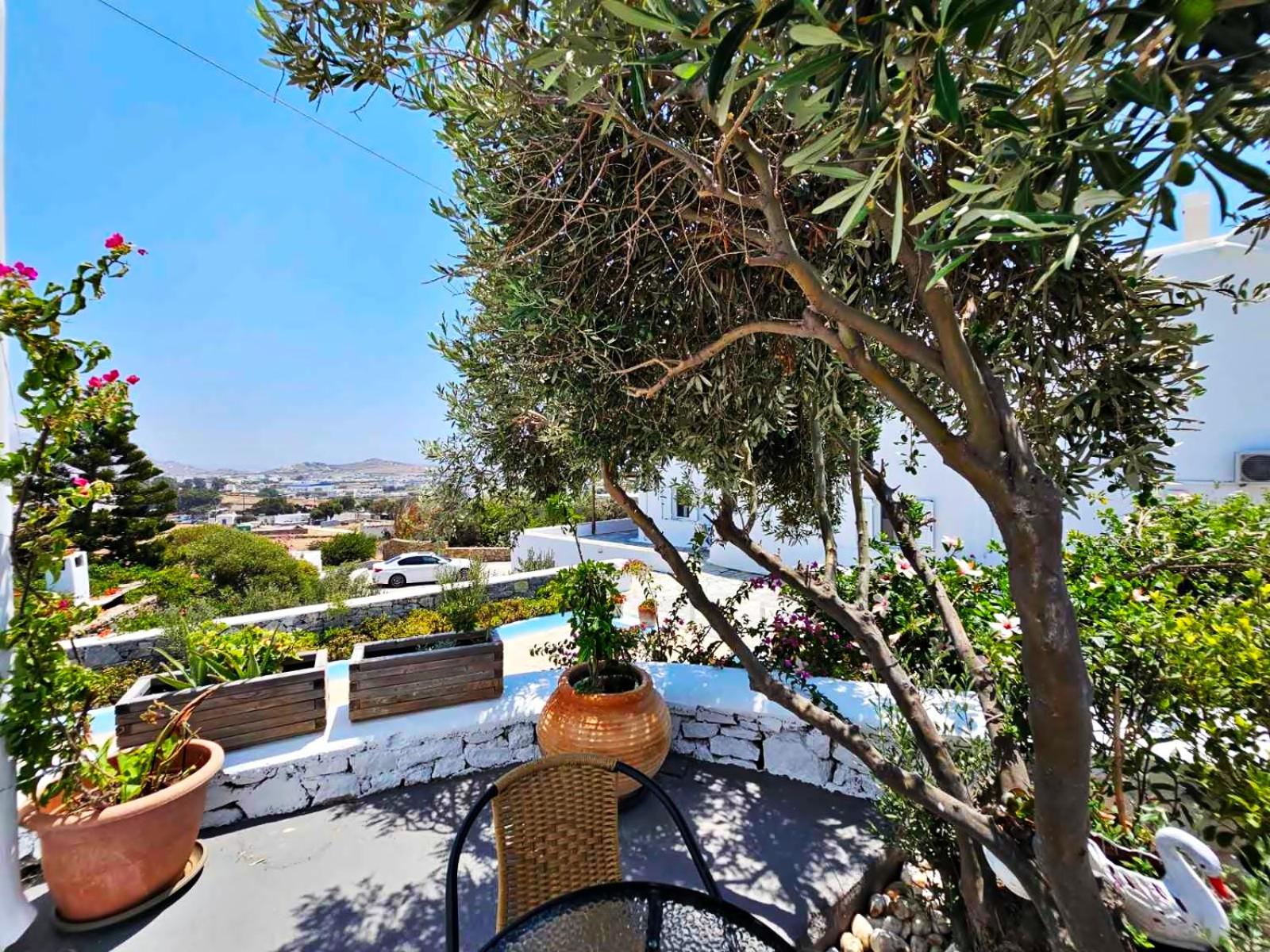 Mykonian Breeze