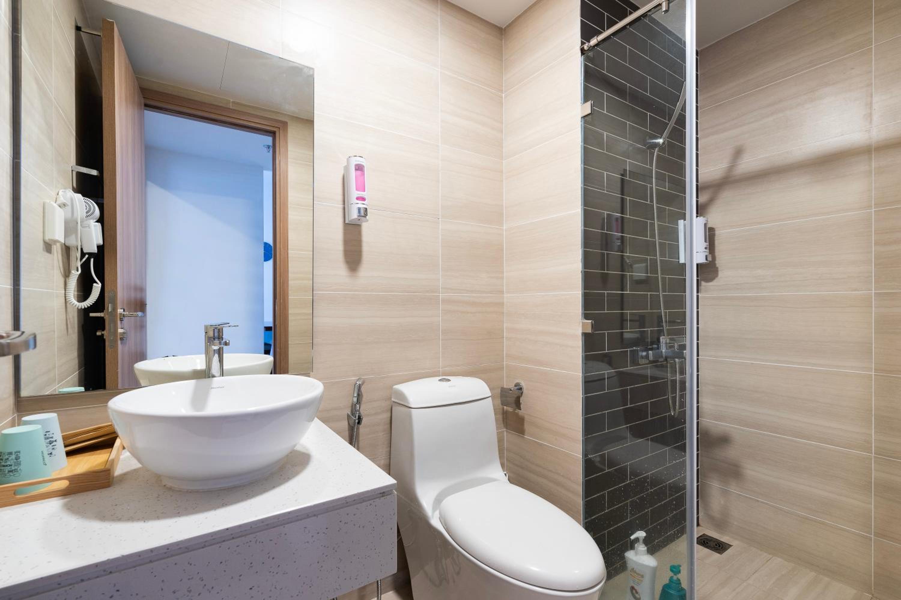 Duxton House Saigon- Near walk street Bui Vien - Ben Thanh Market