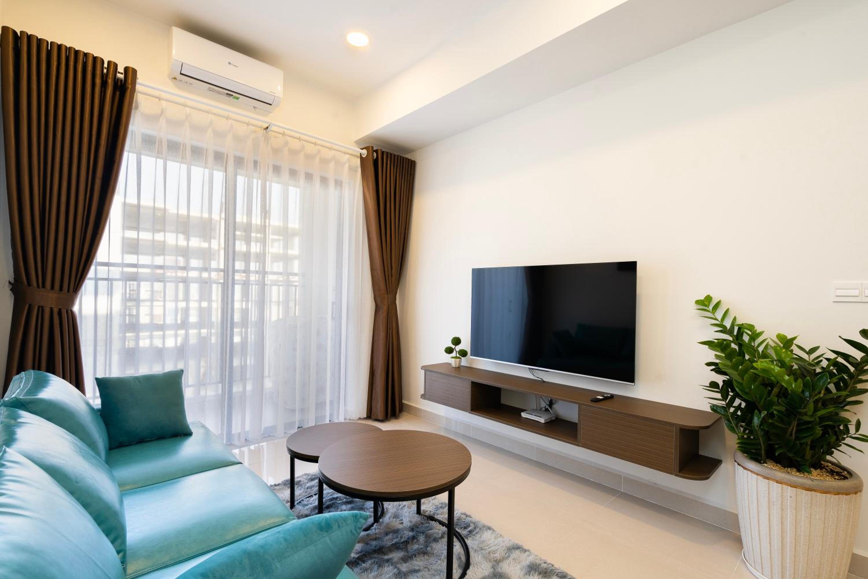 Duxton House Saigon- Near walk street Bui Vien - Ben Thanh Market