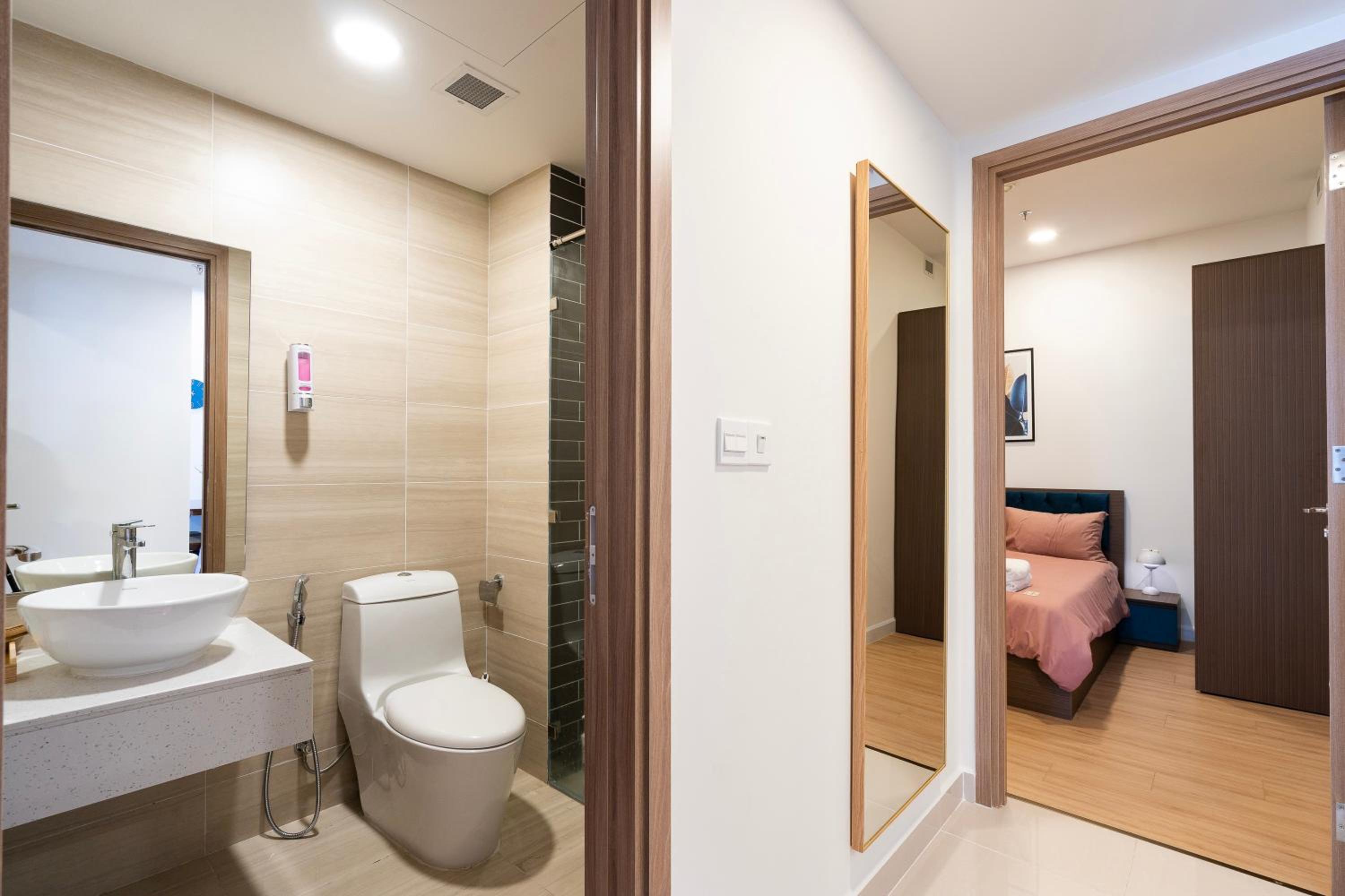 Duxton House Saigon- Near walk street Bui Vien - Ben Thanh Market