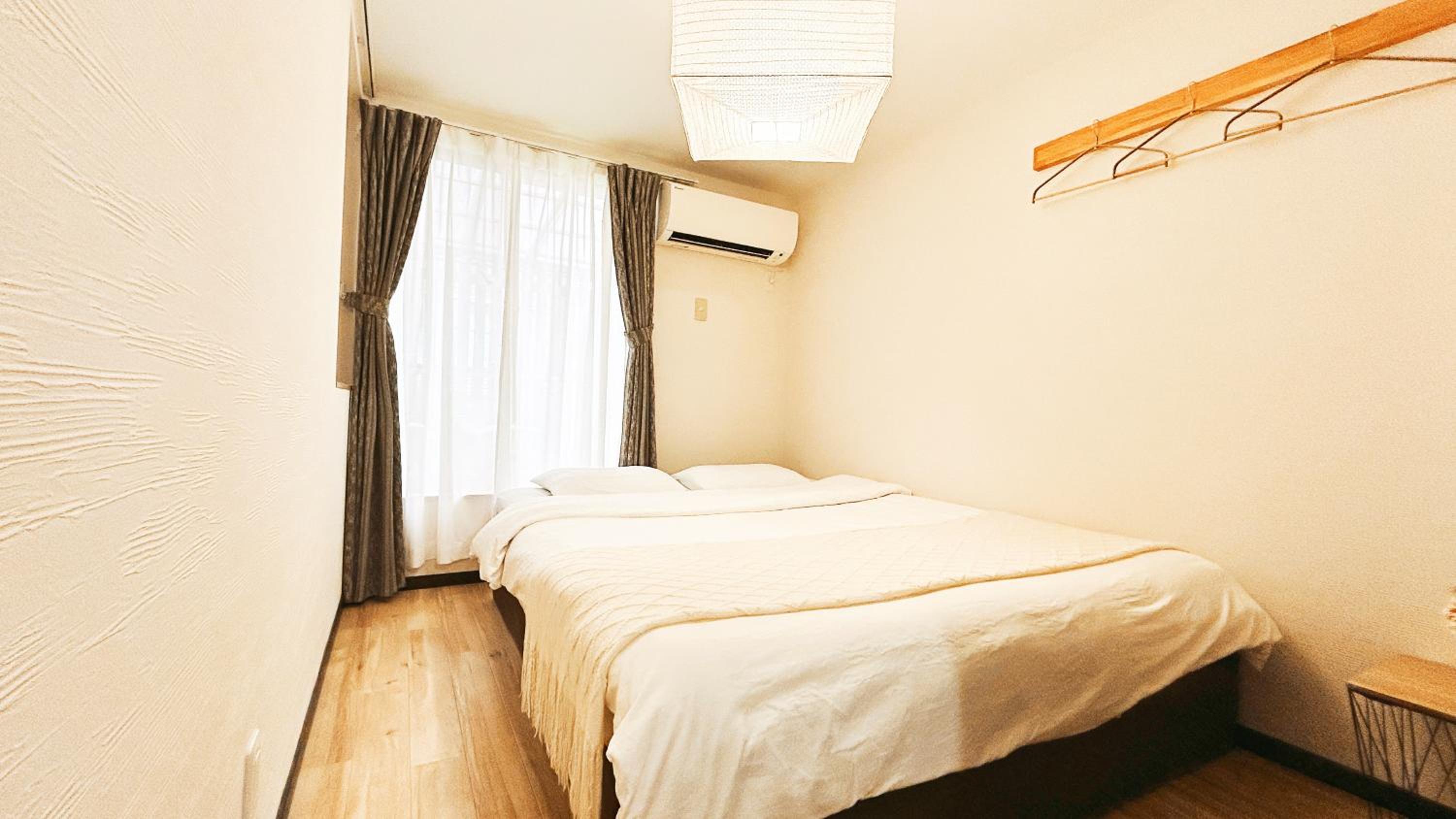 Osaka Family Villa with Free Parking near Namba