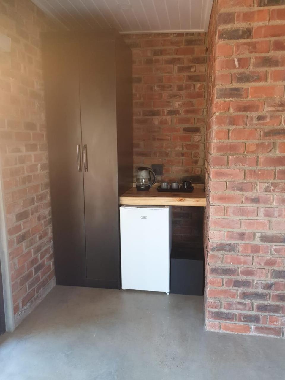 RhinoStay