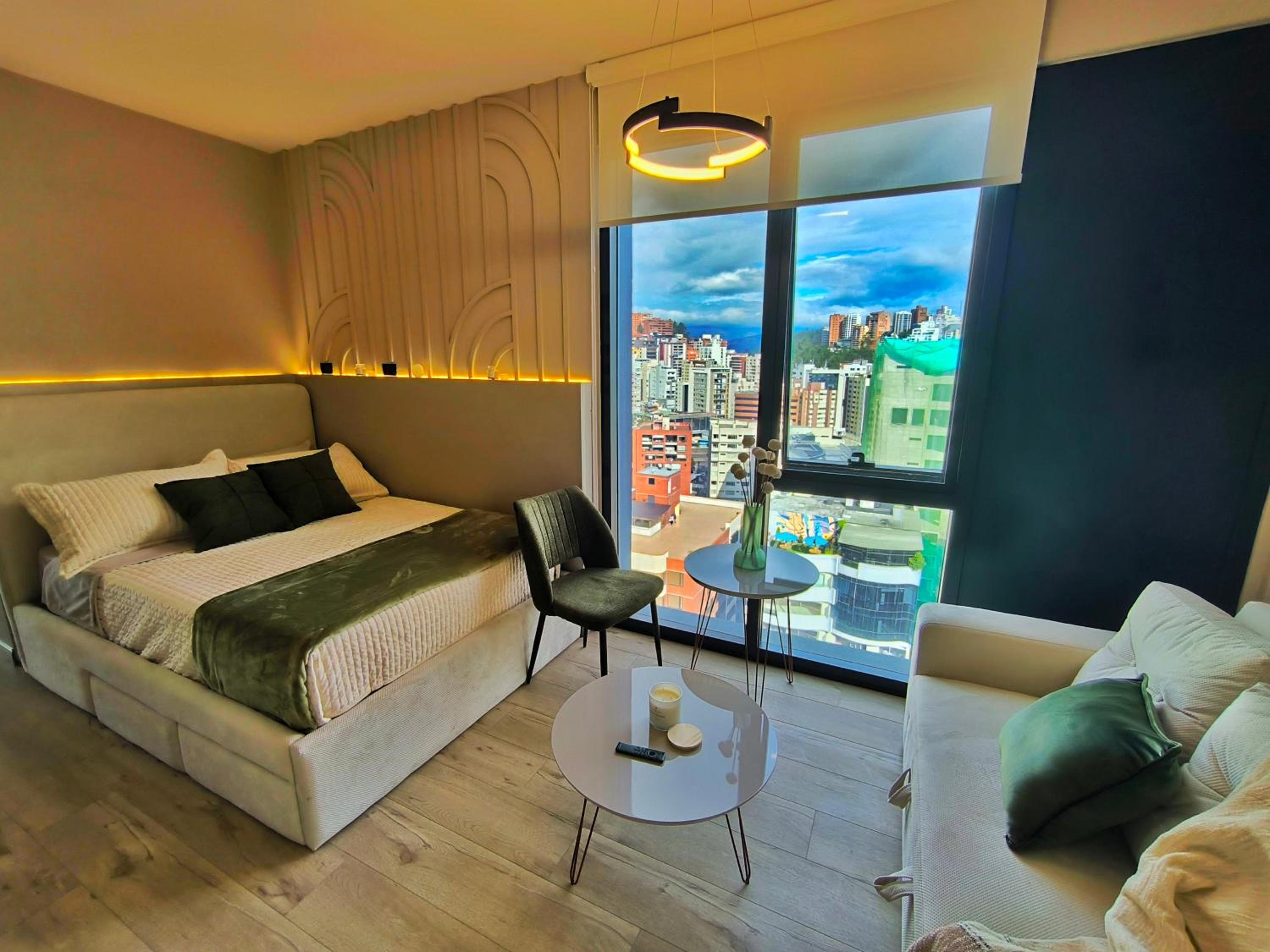 Republica del Salvador Coliving Ecuador XOE