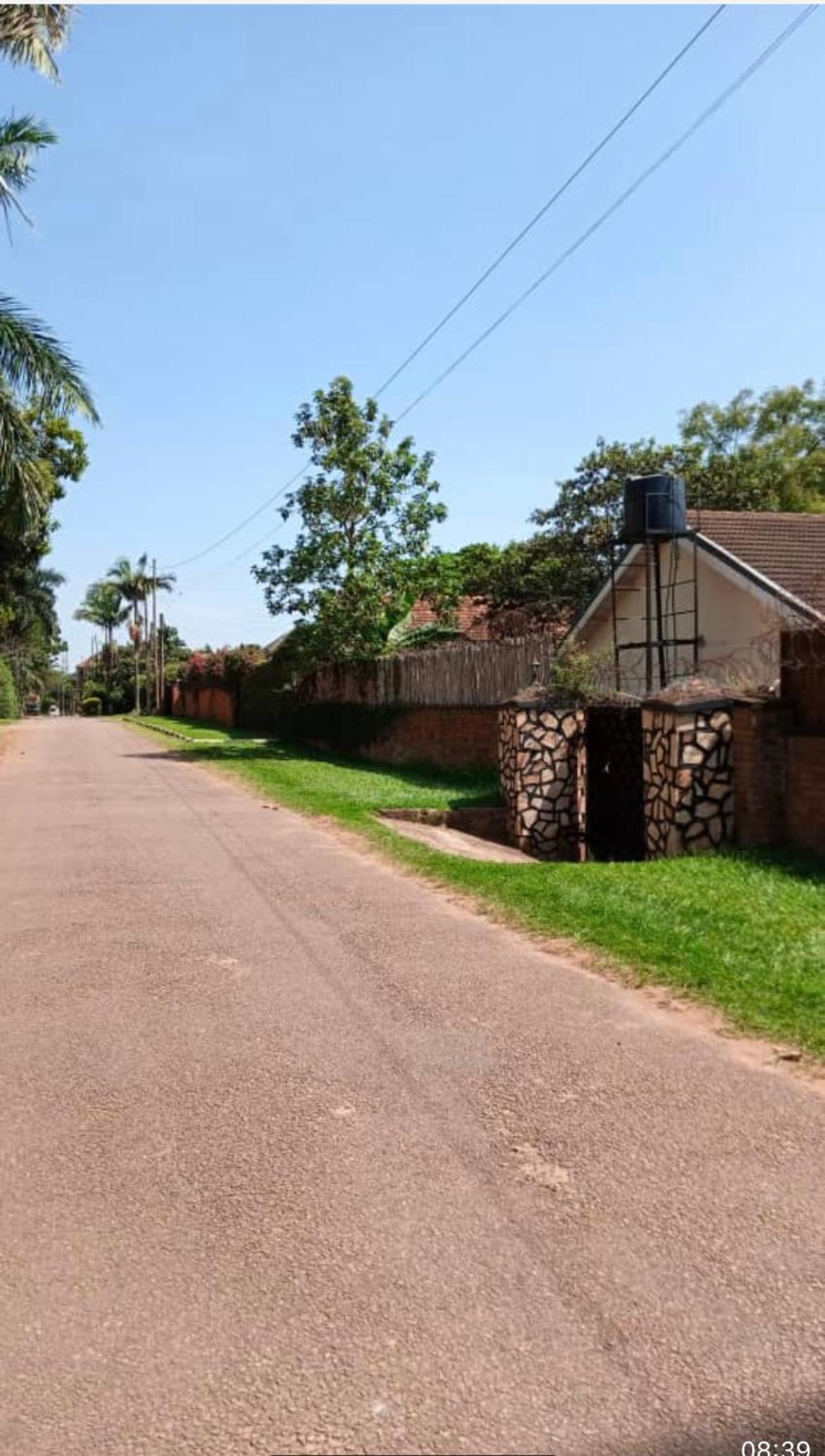 Luxury 2 bedroom house in Ministers Village view 3