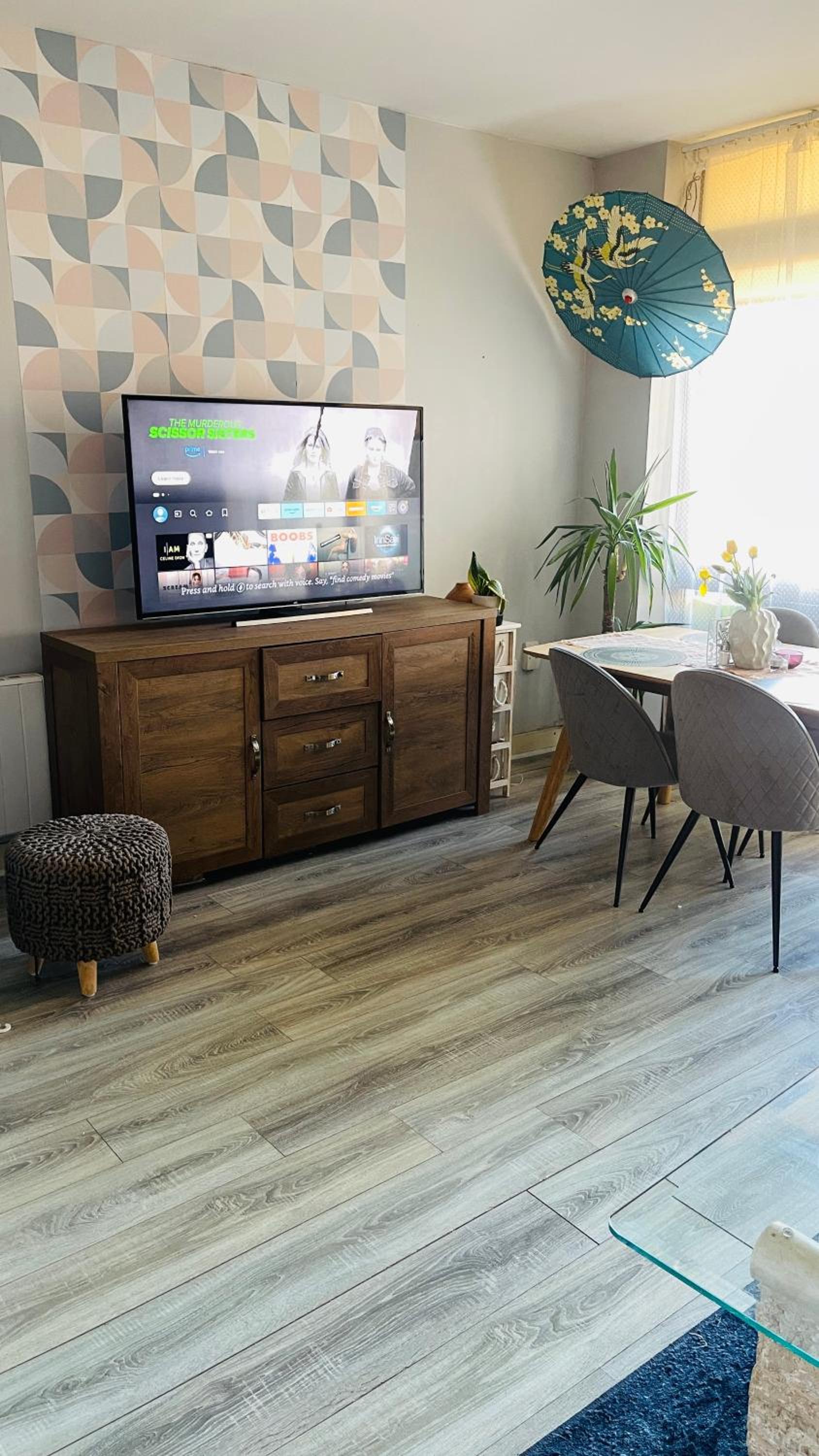 Entire Spacious 2 bedroom 2 bathroom apartment