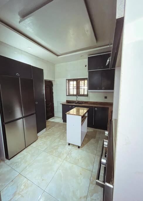 3 bedrooms with inverter and other facilities in Abuja view 2