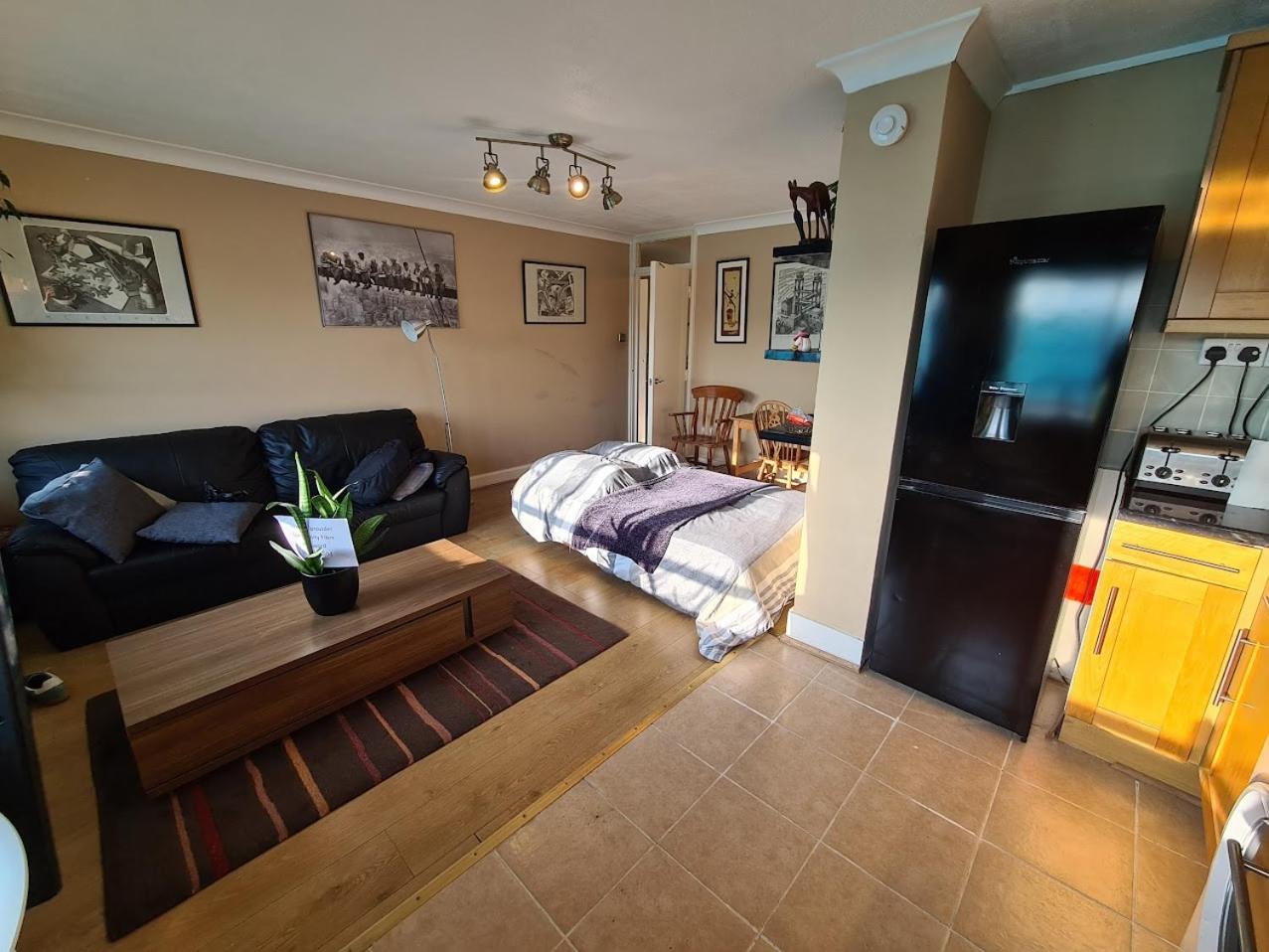 Cheap kensington apartment central London